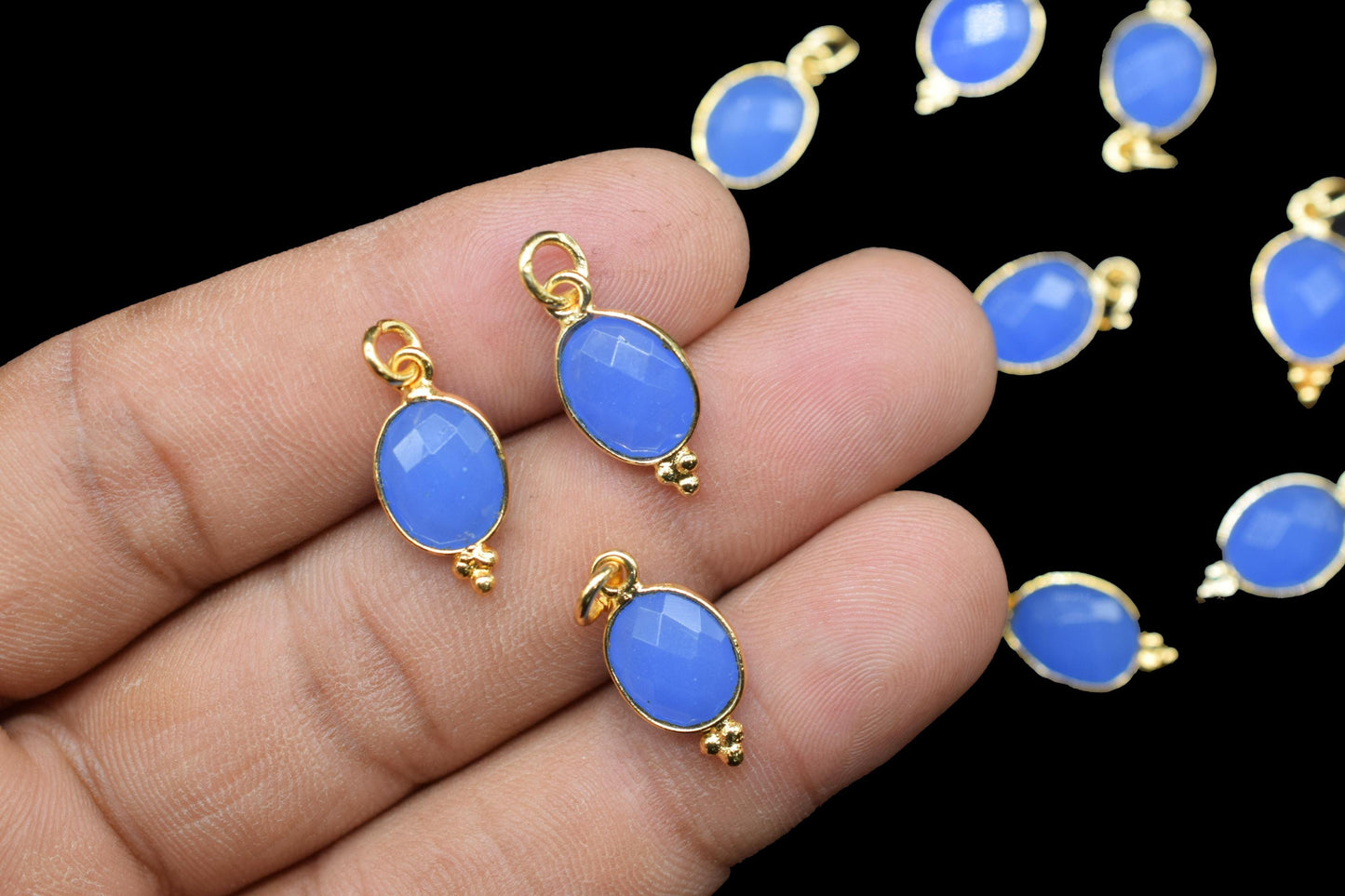 Blue Chalcedony 8x10mm oval Shape Pendant Jewelry/Blue Chalcedony Gold Plated Single Bail Connector jewelry/Gemstone Teardrop Charms,Gift