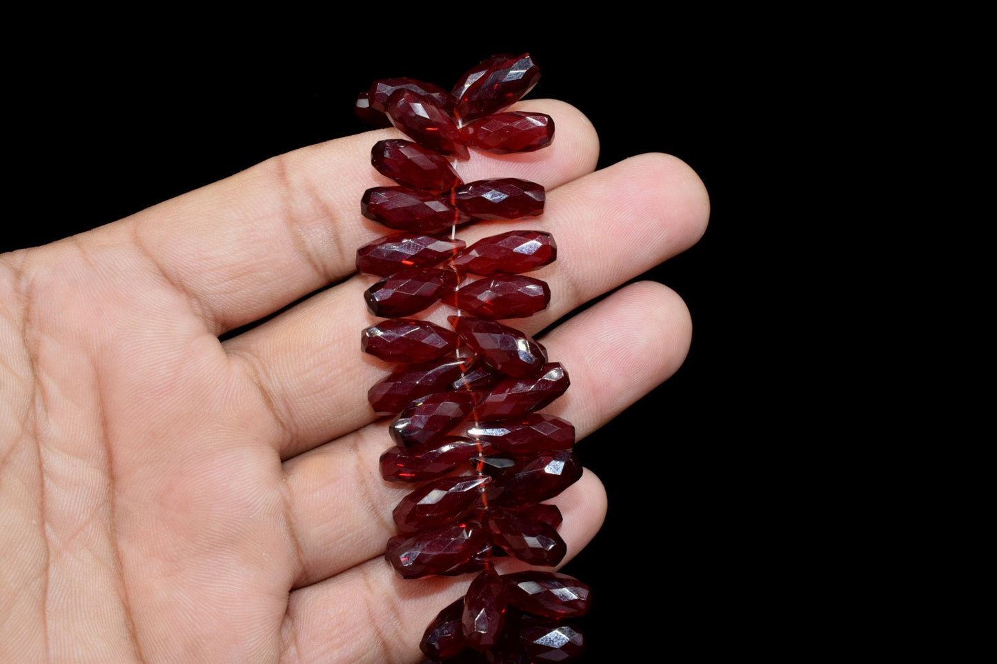 Garnet Teardrop Briolettes,Garnet Birthstone Drops Gemstone Semiprecious Gems,6x16mm Teardrop Briolettes,Mozambique Garnet Faceted Teardrops