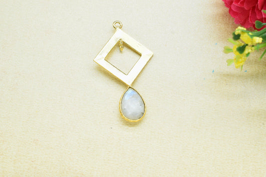 Flashy Moonstone Teardrop Pendant/Dangle Earring/Gemstone Pendant/Handmade Teardrop Jewellery/Components Pendant/Jewllery Essentials