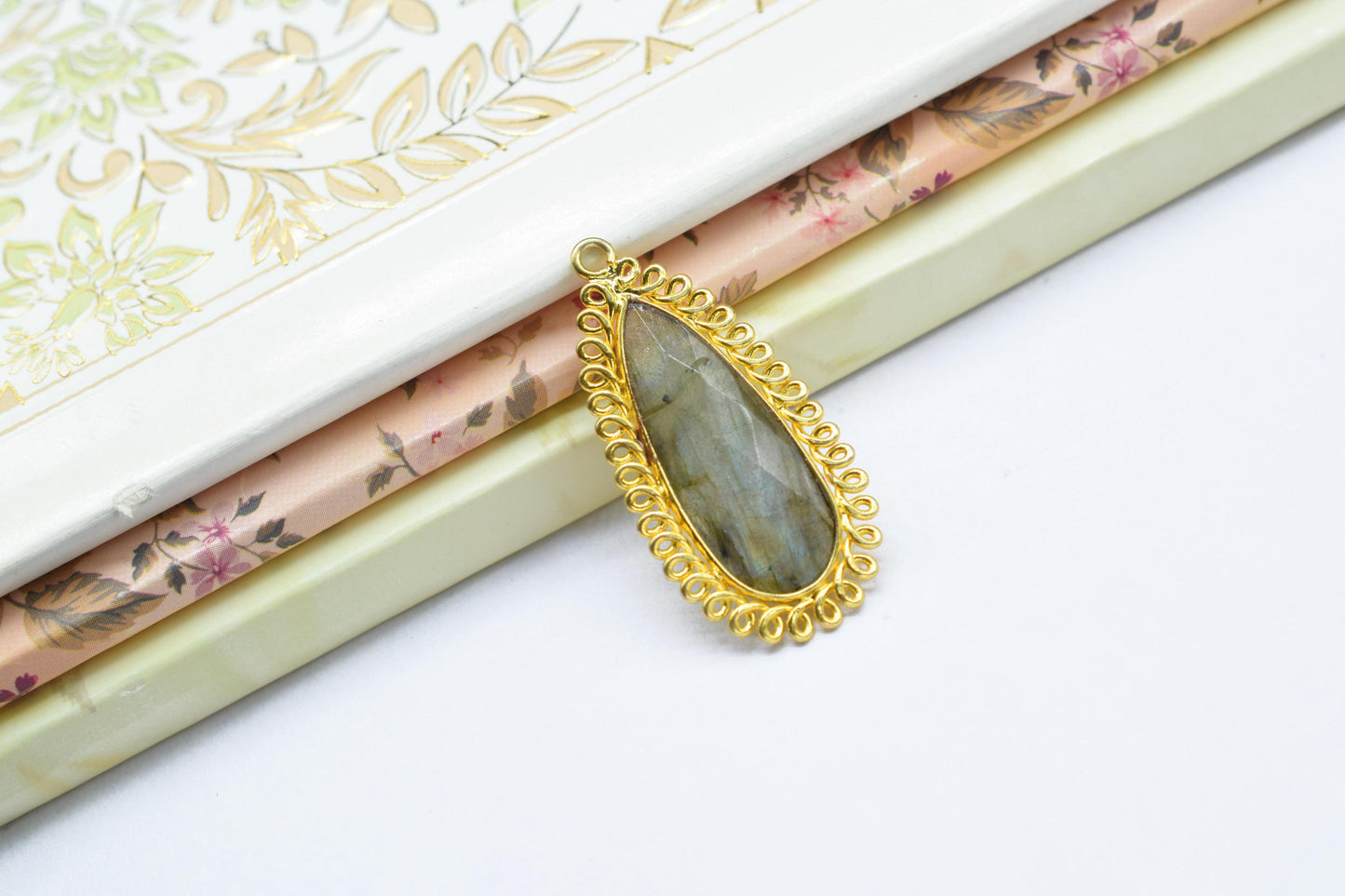 Labradorite 10x30mm Teardrop Bezel Charm,Single Bail Pendant,Handmade Jewellery Connectors,Gemstone Brass Component,Handmade Connector,Gift