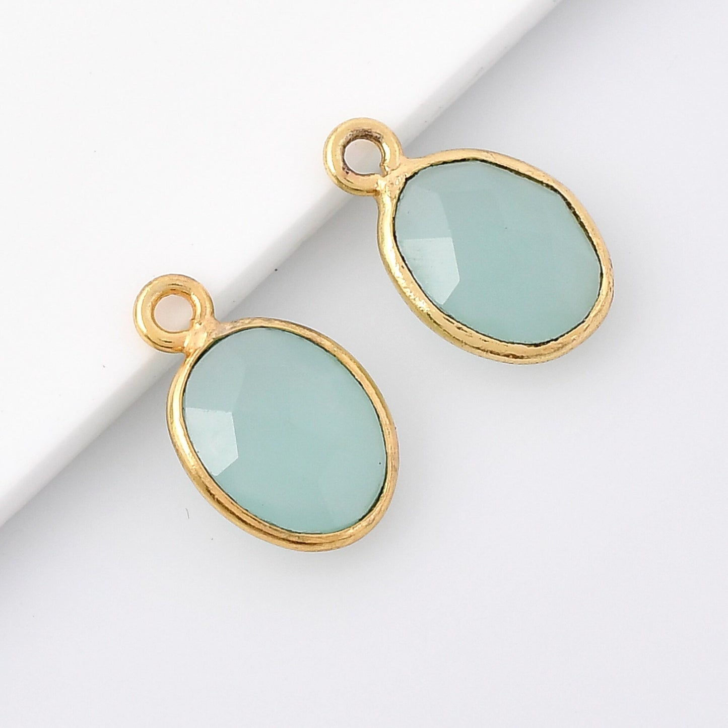 Aqua chalcedony 6x8mm Oval Bezel connector,Chalcedony Gold Plated bezel,Aqua chalcedony Bezel,Gold Vermeil Bezel,jewelry Gold-Filled bezel
