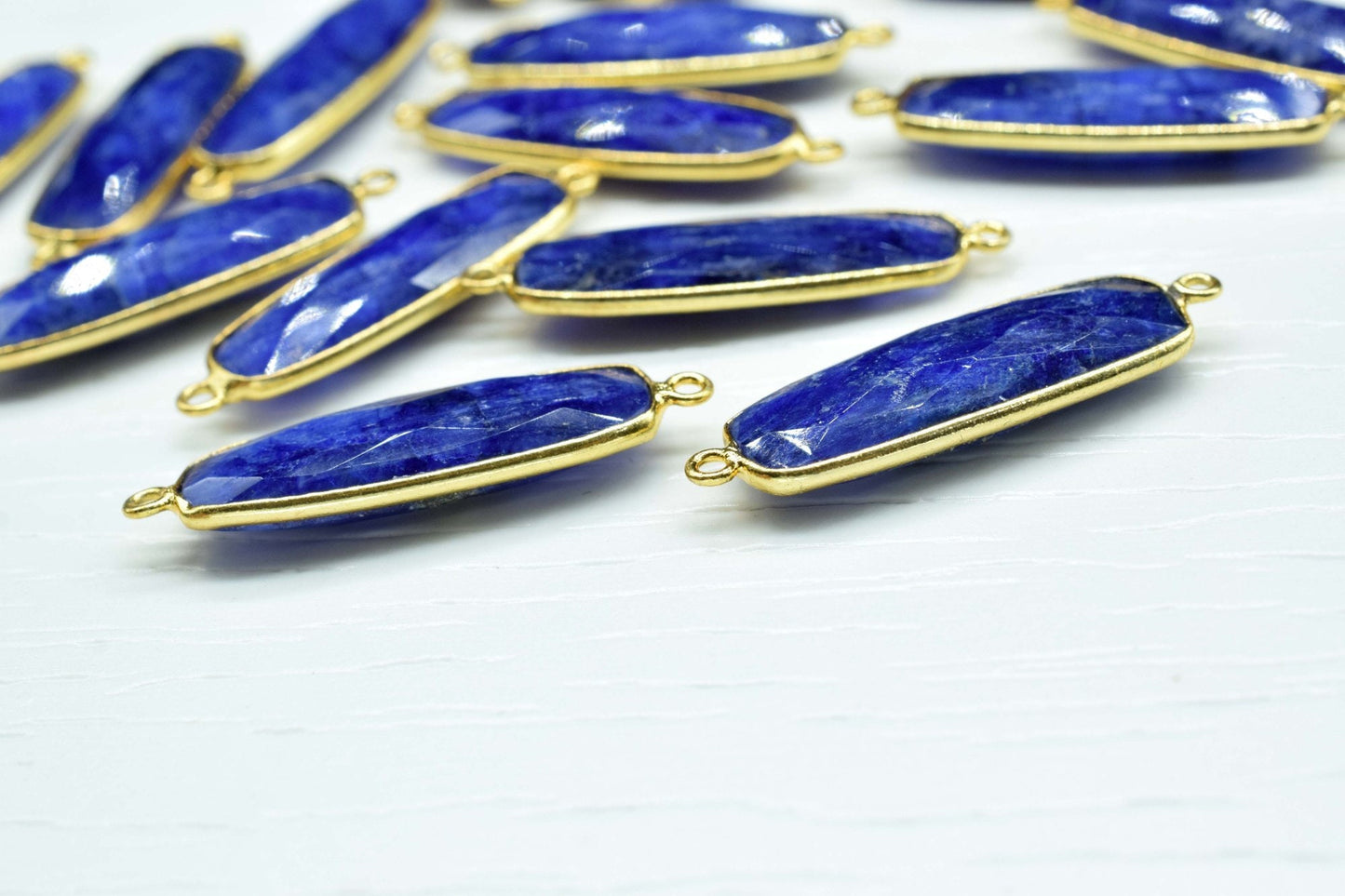 Blue sapphire 8x16mm Bezel Charm Pendant,Rectangle Shape Gold Plated bezel,Gold Vermeil Bezel, jewelry making charm,Gold-Filled bezel charm