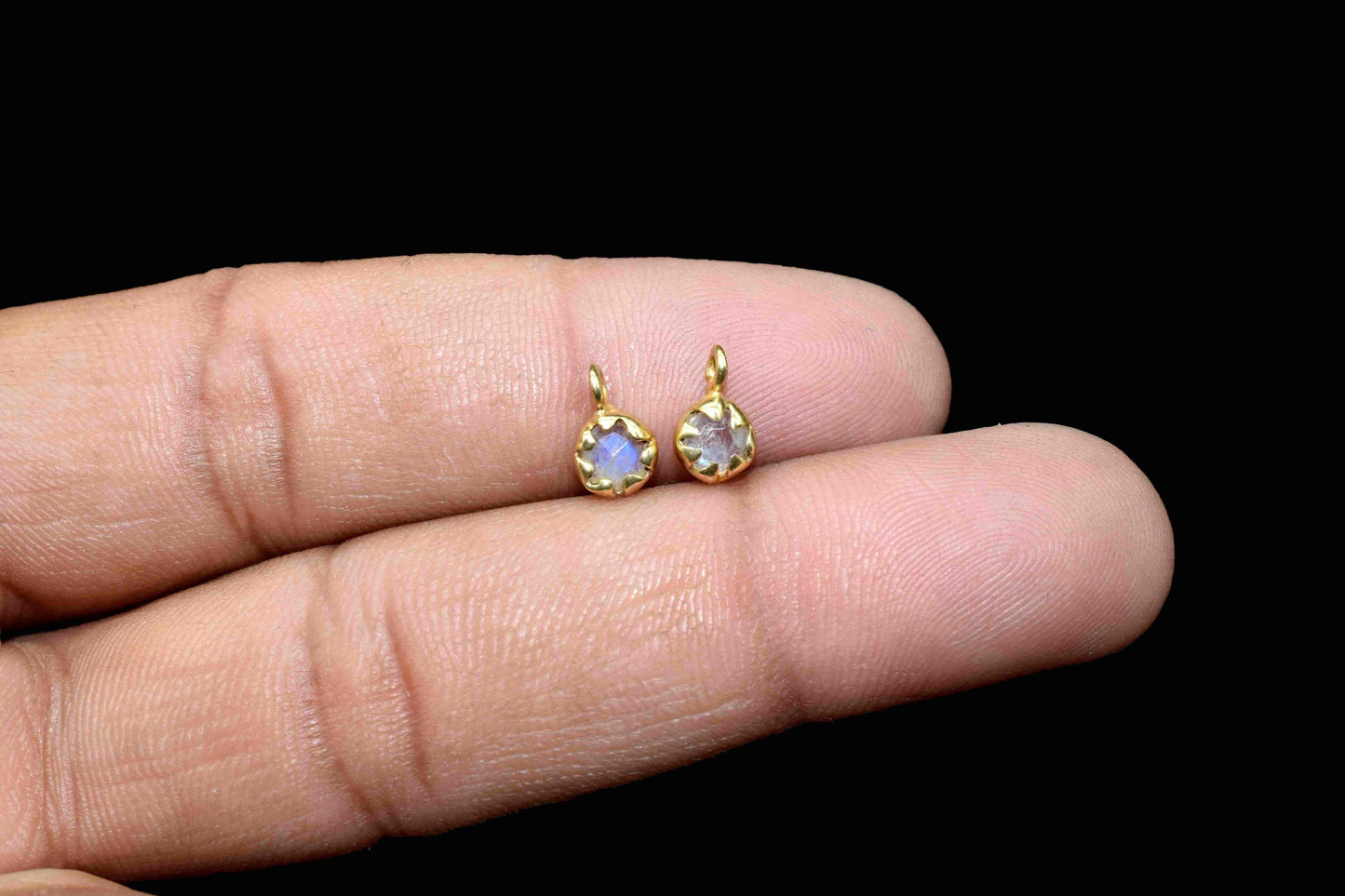 Moonstone Gemstone Single Bail Charms,Rainbow Moonstone 5mm Round Shape Bezel,Moonstone jewelry Making,Moonstone bezels Gold Plating Bezels