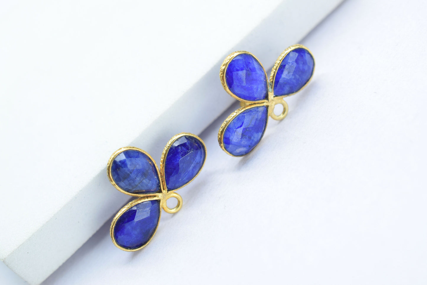 Blue Sapphire Gemstone Earring Connector/Gold Plated Jewelry/Sapphire Handmade Jewelry/Bezel Component/Jewelry making Stone/Pear Shape Stone