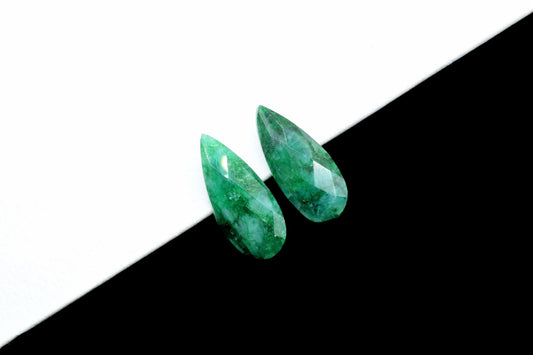 Natural Emerald Faceted Pear Shape Briolettes,8x20mm Teardrop Beads,Emerald beads,AAA Quality,Jewelry Beads,Emerald Teardrop Beads