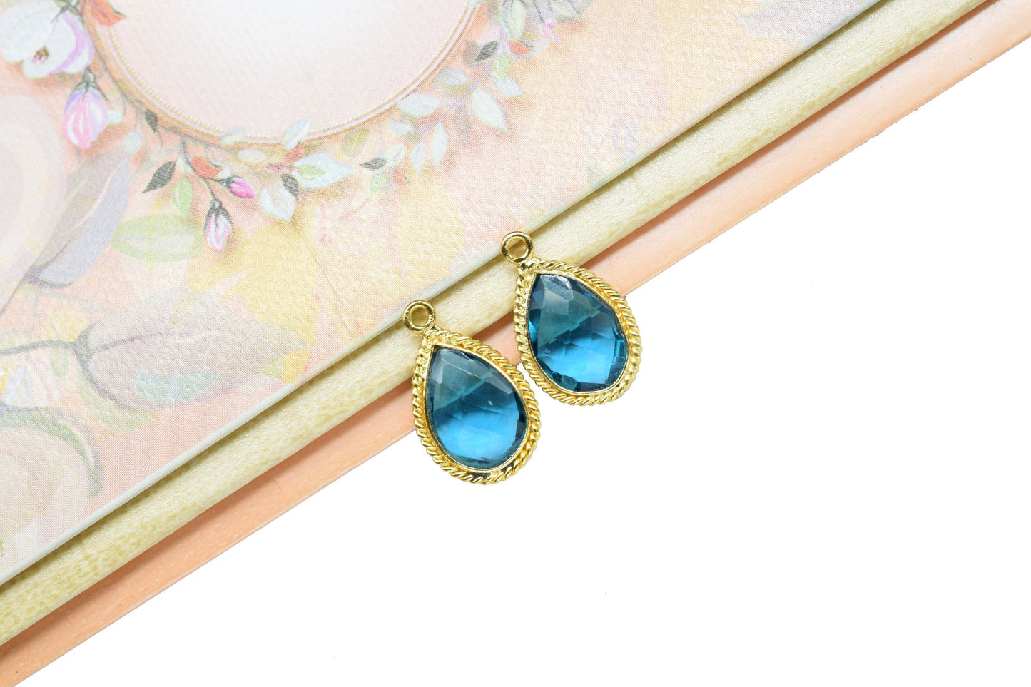 Blue Topaz 10x14 Teardrop Bezel Charm,Station Bezel Link,Blue Topaz Teardop jewelry making,Single bail Connector,Handmade Teardrop Pendant