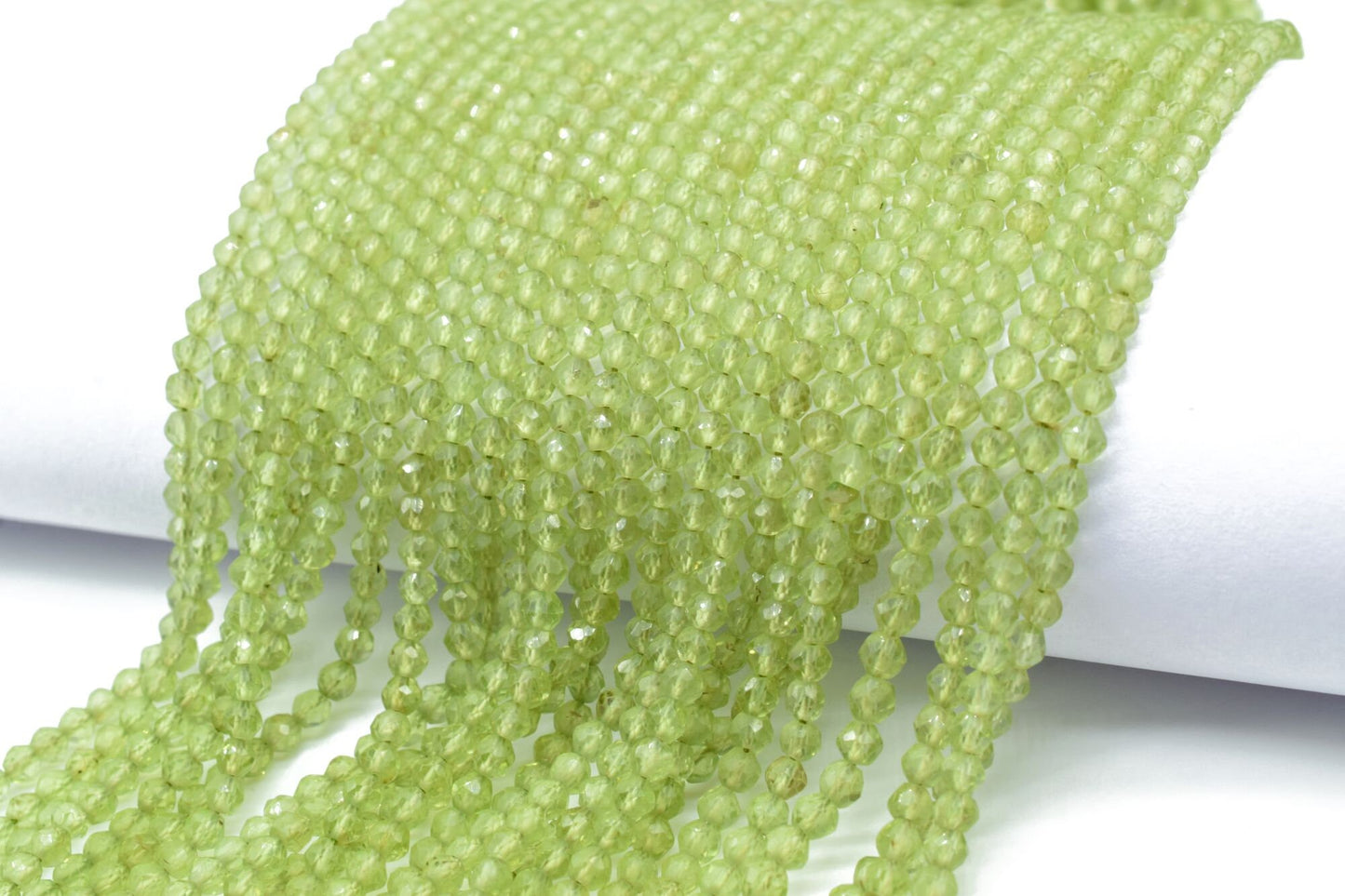 3mm Peridot Faceted beads,Peridot Rondelle beads,Green Faceted Beads,green gemstone beads,Micro Faceted beads,tiny beads,13'' beads strand