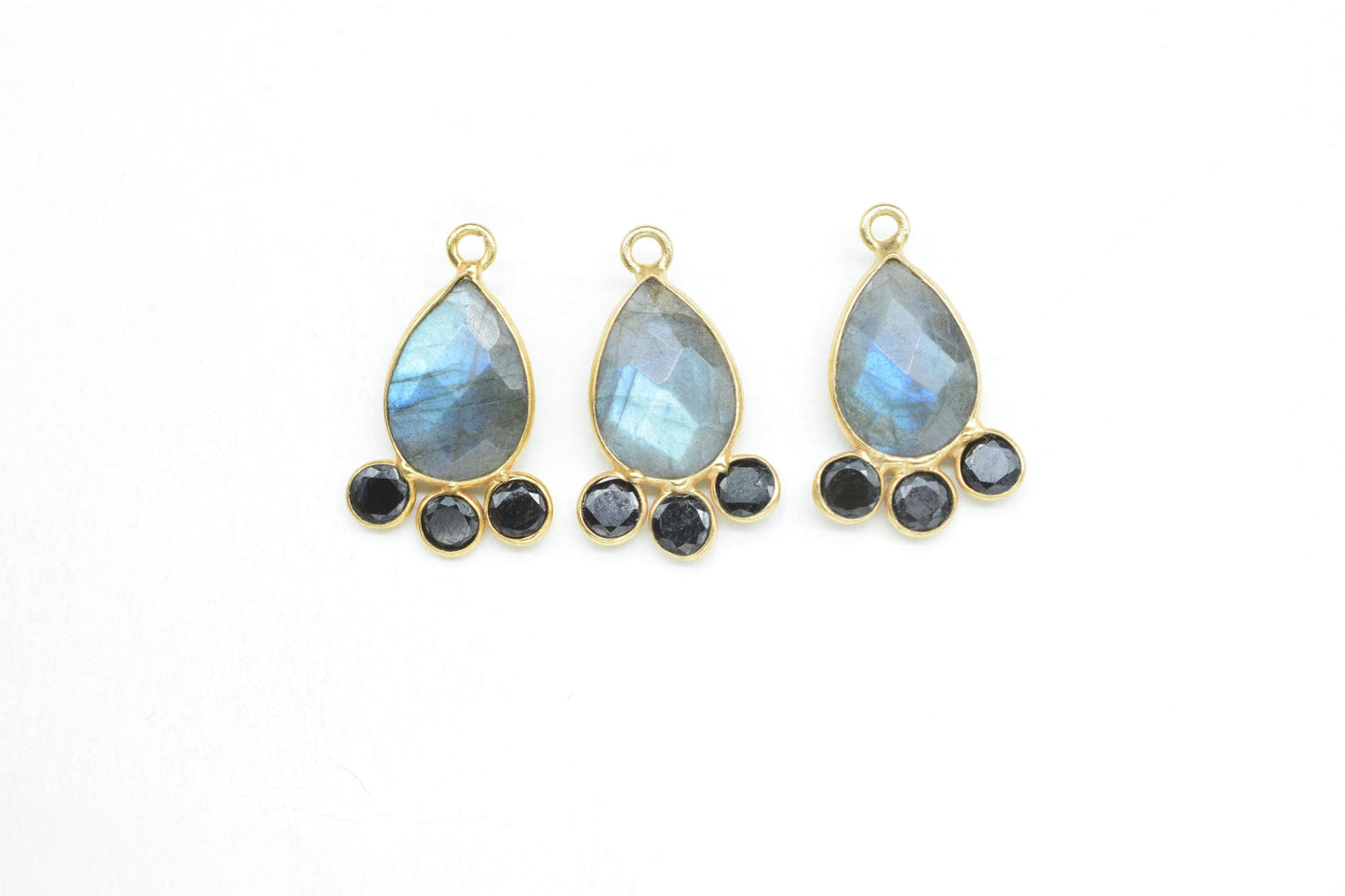 Labradorite 10x14mm Pear shape Bezel charms,Labradorite Pendant,Grey Gemstone connector,Labradorite Charms Jewelry,Cubic zirconia Bezel,p011