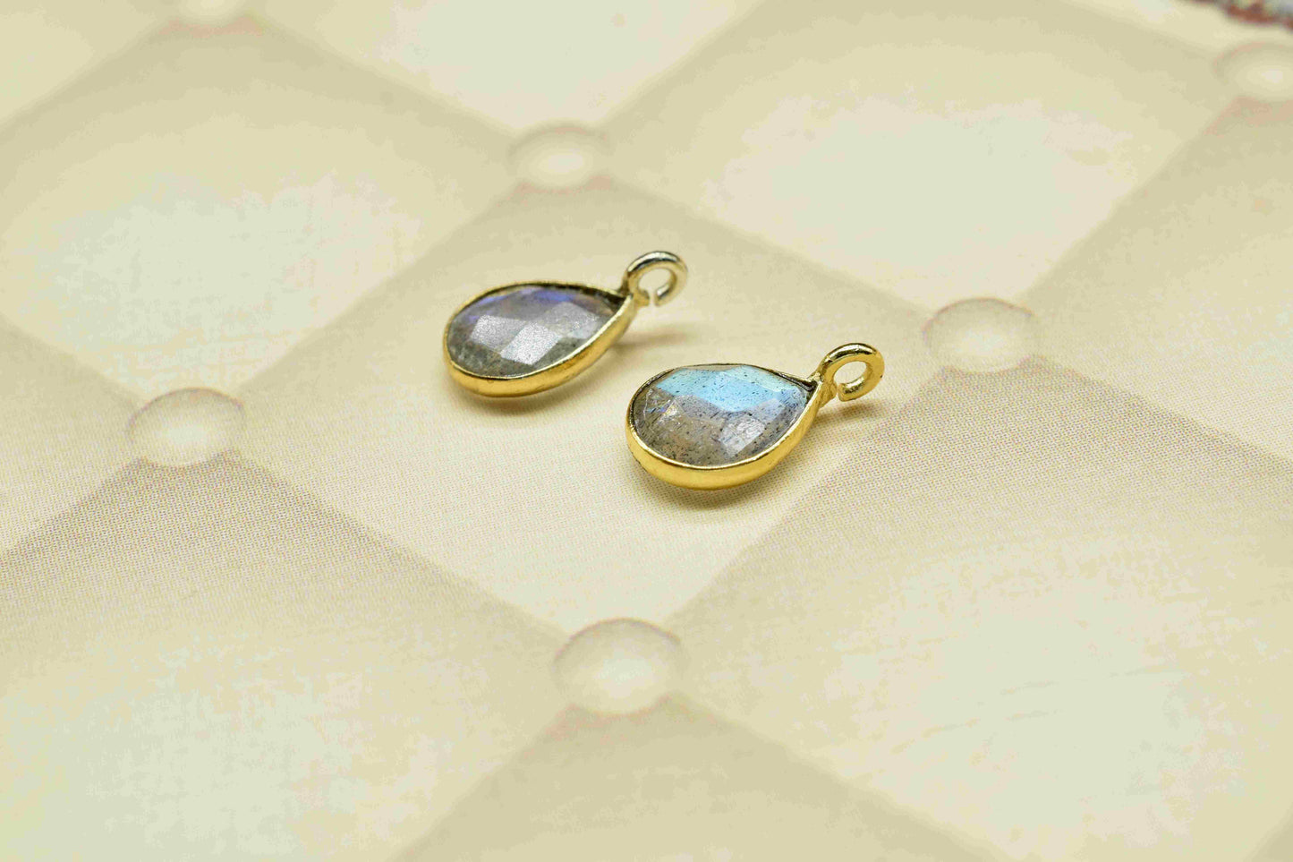 Labradorite 6x8mm Teardrop Connector,Stud Earring Connector,Labradorite Jewelry,Jewelry Findings,Single Loop Connector,June birthstone Gift