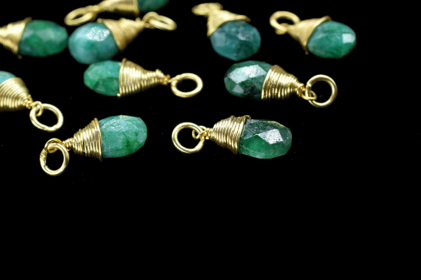 Natural Emerald Faceted Connector,7x10mm Connector,Pear Pendant Jewelry,Gemstone Wire Wrapped Pendant,Wire Wrapped Necklace,Emerald Jewelry,