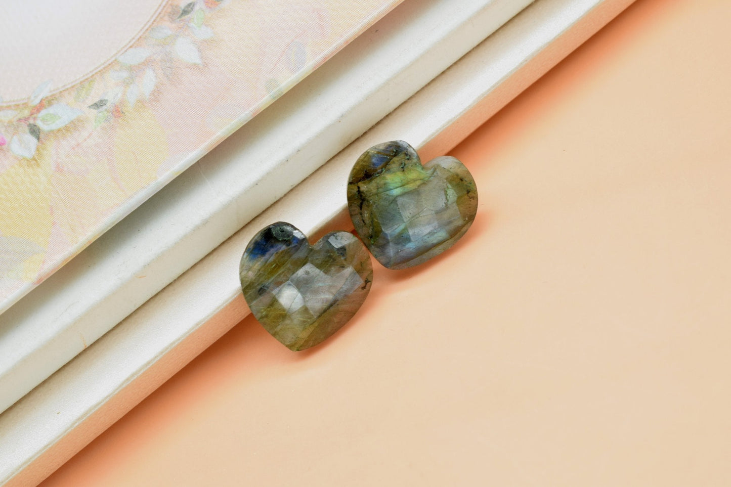 Labradorite Faceted Heart Briolette Calibrated 14 MM,Natural Blue Labradorite Faceted Heart Shape Briolettes Gemstone, Jewelry Making Beads