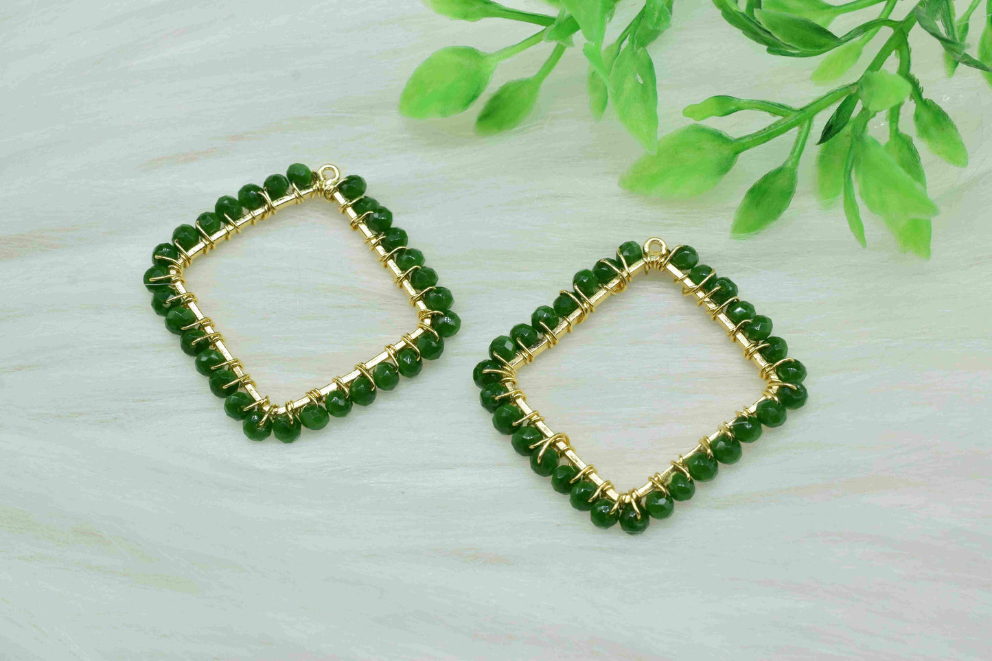 Emerald Quartz Wire Wrapped Dangle Connector,Gemstone Component,Handmade Earring,Finding Necklace Component Jewelry,Beaded Earring Connector