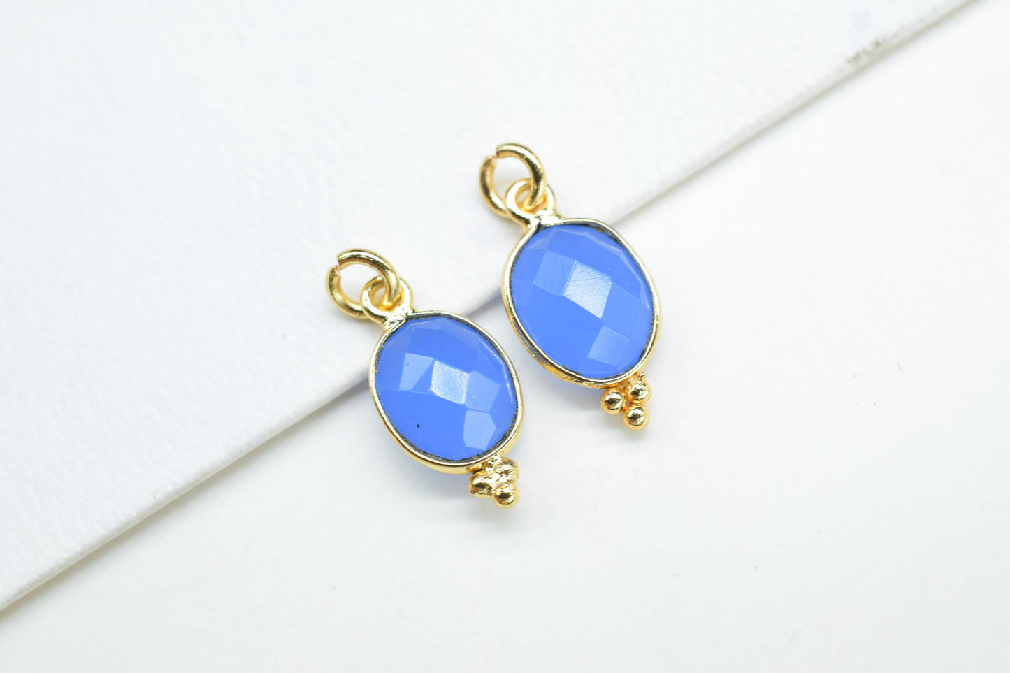 Blue Chalcedony 8x10mm oval Shape Pendant Jewelry/Blue Chalcedony Gold Plated Single Bail Connector jewelry/Gemstone Teardrop Charms,Gift