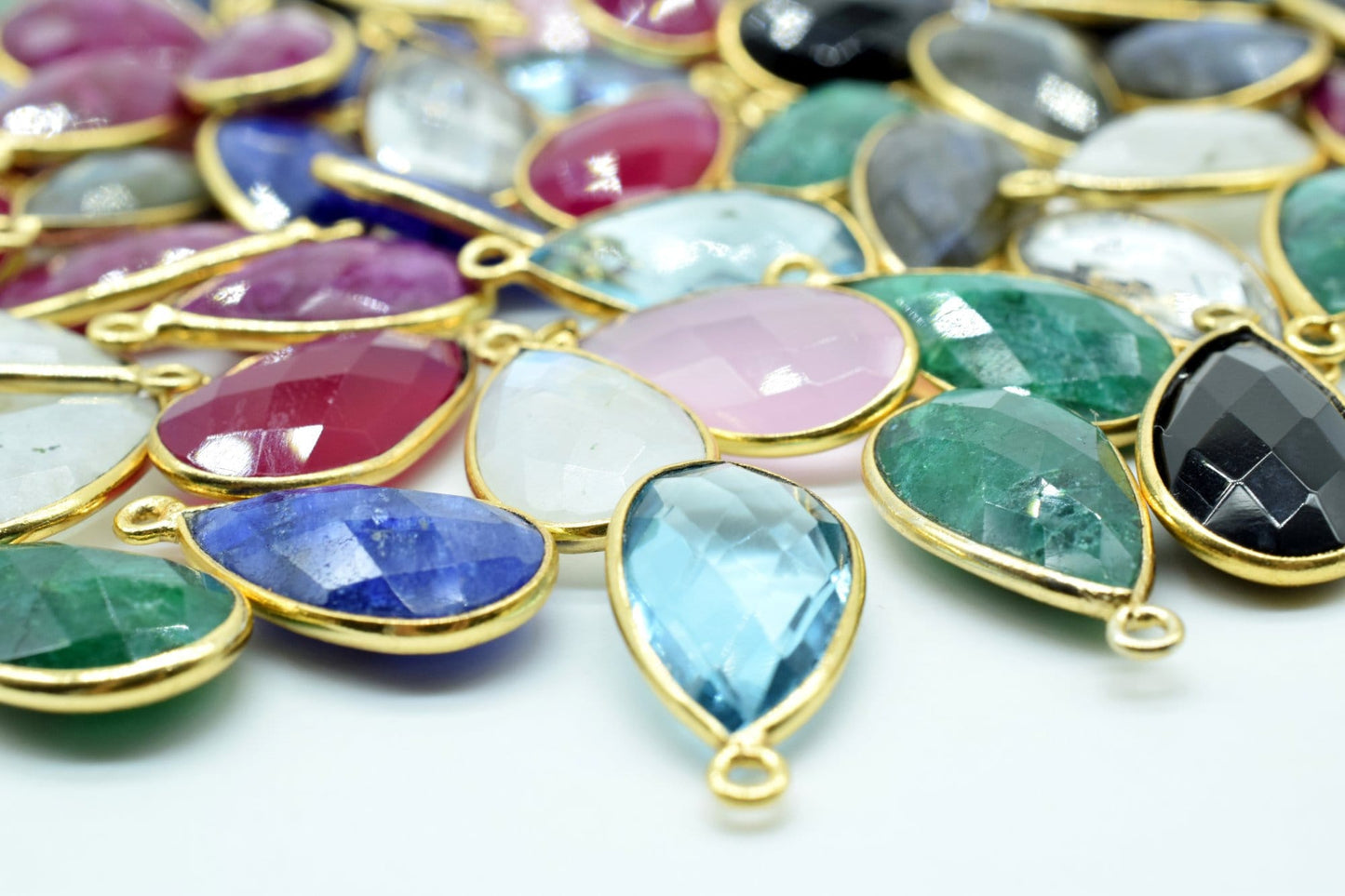 Labradorite 10x18mm Pear shape charm,Labradorite fancy pendant,Labradorite Gold Plated bezel,jewelry making charms craft,December Birthstone