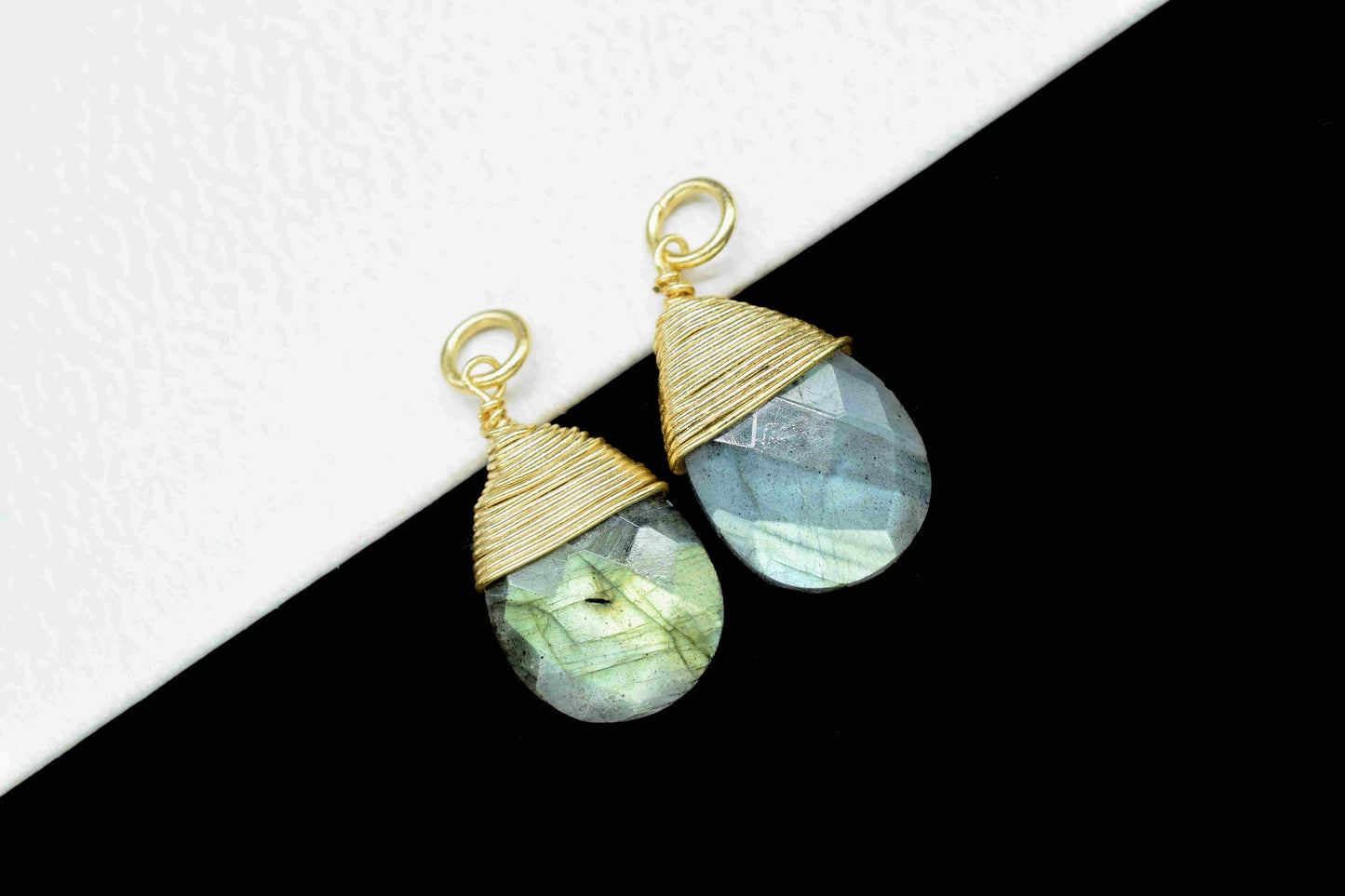 Labradorite Teardrop Faceted Connector,Gemstone Wire Wrapped Pendant,Loop jewelry,Pendant Jewelry,Wire Wrapped Necklace,Labradorite Jewelry