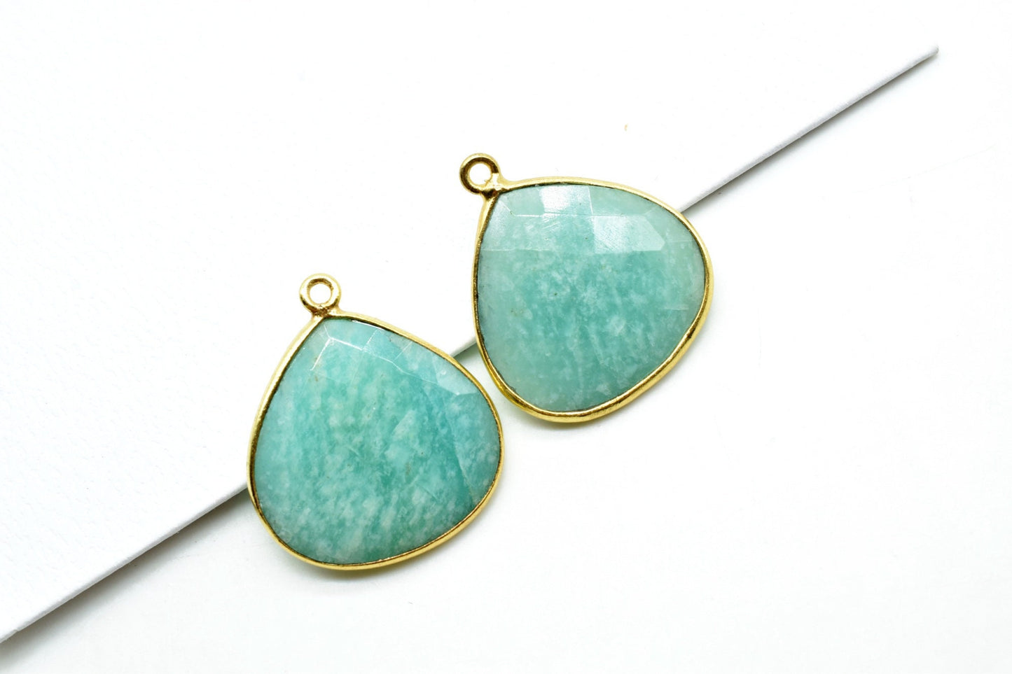 Amazonite 20mm Heart Shape Charm,Natural Amazonite Connector Bezel ,Heart Shape,natural stone charm for necklace earring,Gold Bail Charms,