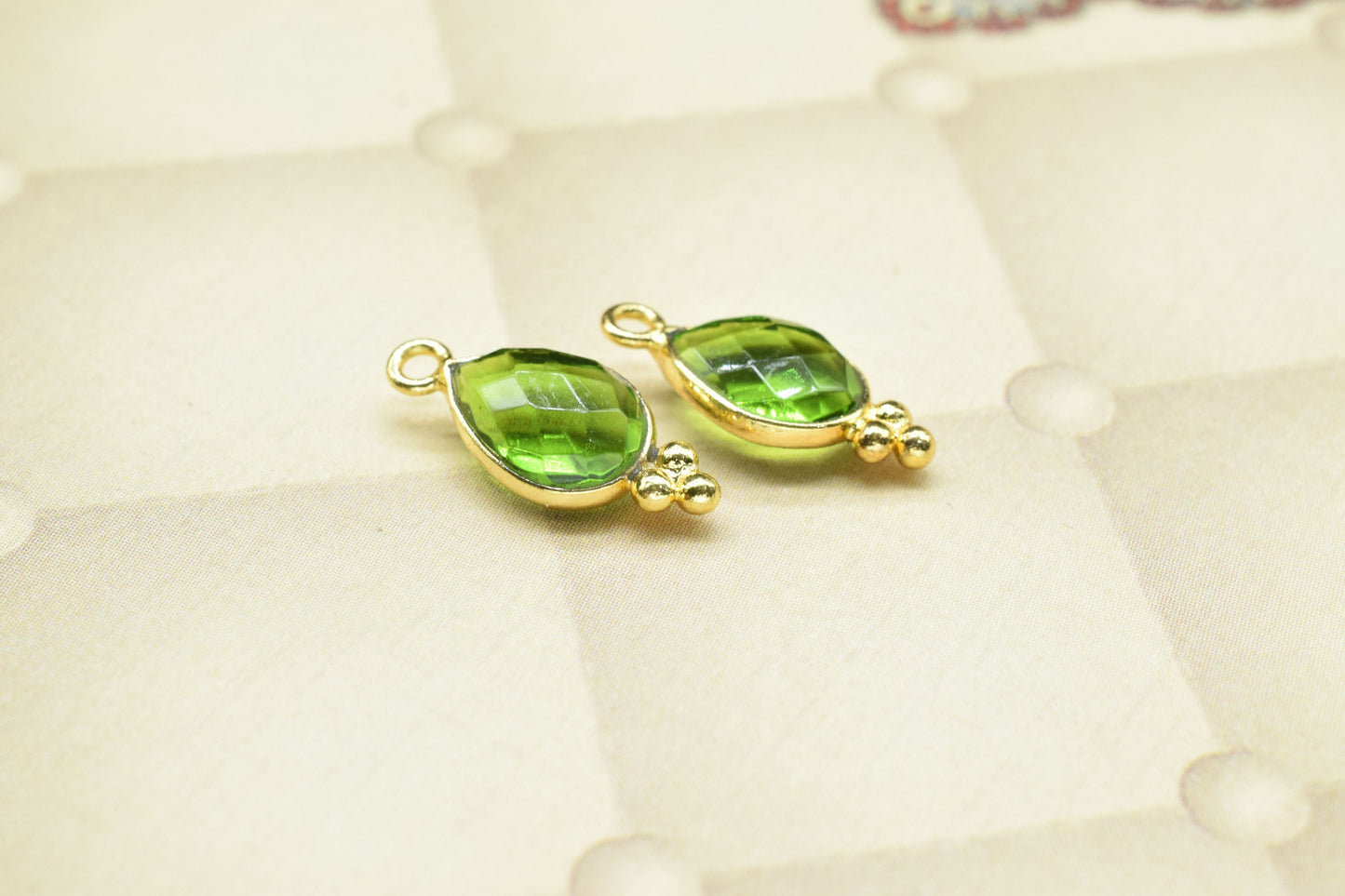 Peridot Faceted Gemstone 7x10mm Pear Shape Bezel charm,Peridot gold Plating Single Bail Over Brass Jewelry,Peridot Gemstone Components