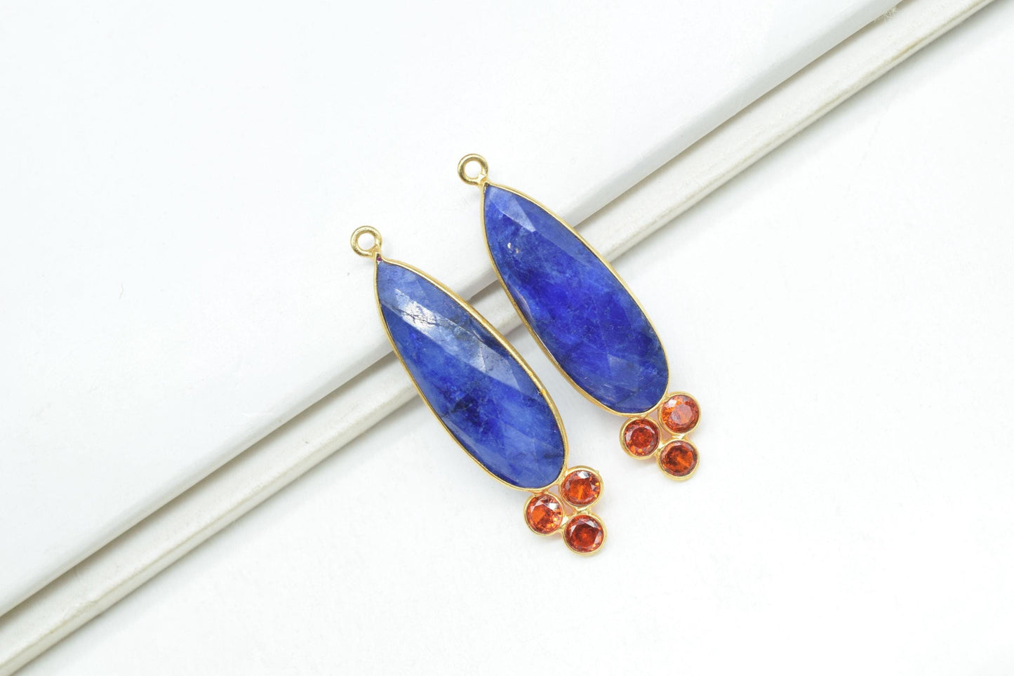 Blue Sapphire 10x30mm Teardrop Bezel charms,Blue Sapphire Pendant,Gemstone connector,Sapphire Jewelry,Cubic zirconia Bezel charms,Gifts,P121