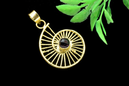 Vintage Amethyst pendant,methyst pendant Round SHAPE,Oval Amethyst Pendant,Vintage Amethyst Pendant,February Birthstone,Vintage Gold Pendant