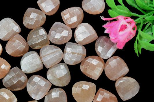 Peach Moonstone 14mm Heart Shape Briolettes,Peach Moonstone Briolettes,Peach Moonstone Jewelry Making Bead,Peach Moonstone Beads,stones