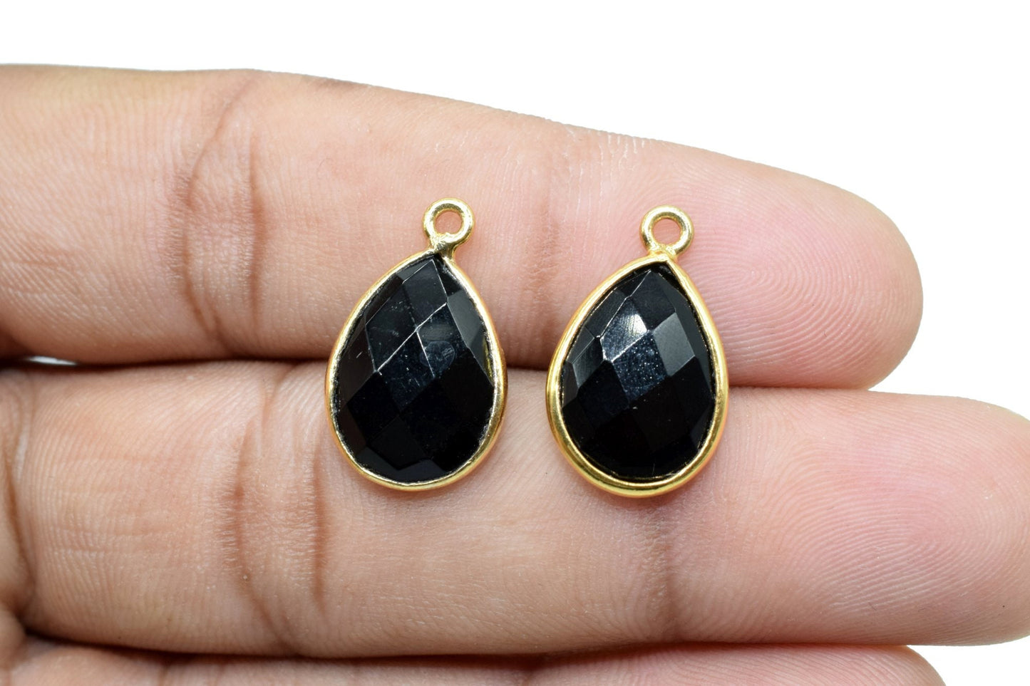 Black Onyx 10x14mm Pear shape charm,Checker Board cut Black Onyx Pendant,Black Onyx charms,Black Onyx Briolette,Black Onyx single bail charm