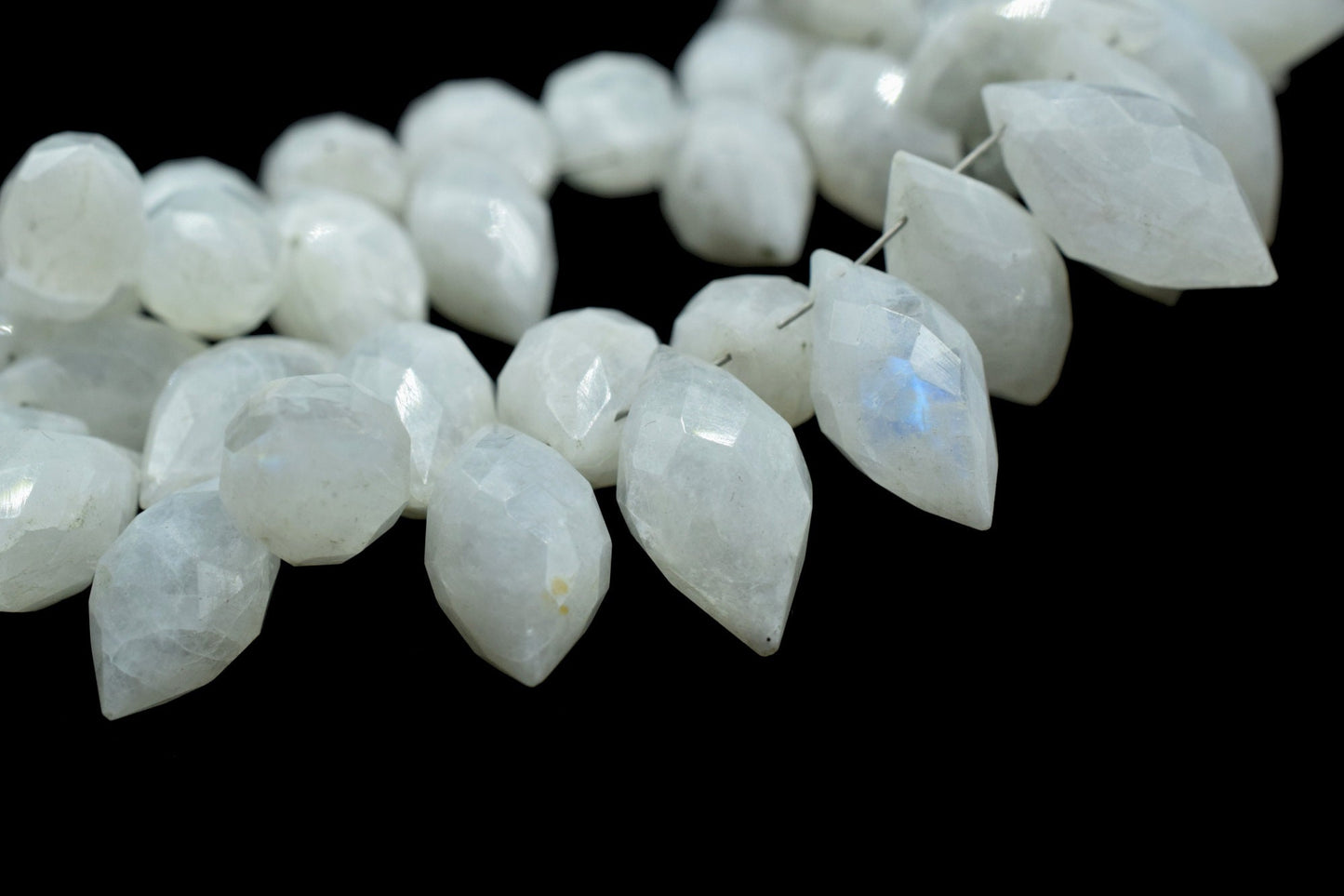 Moonstone faceted Dew Drops beads,8x16mm Dew Drops briolettes,Moonstone Micro faceted Dew Drop Beads,Moonstone Briolettes,Moonstone jewelry