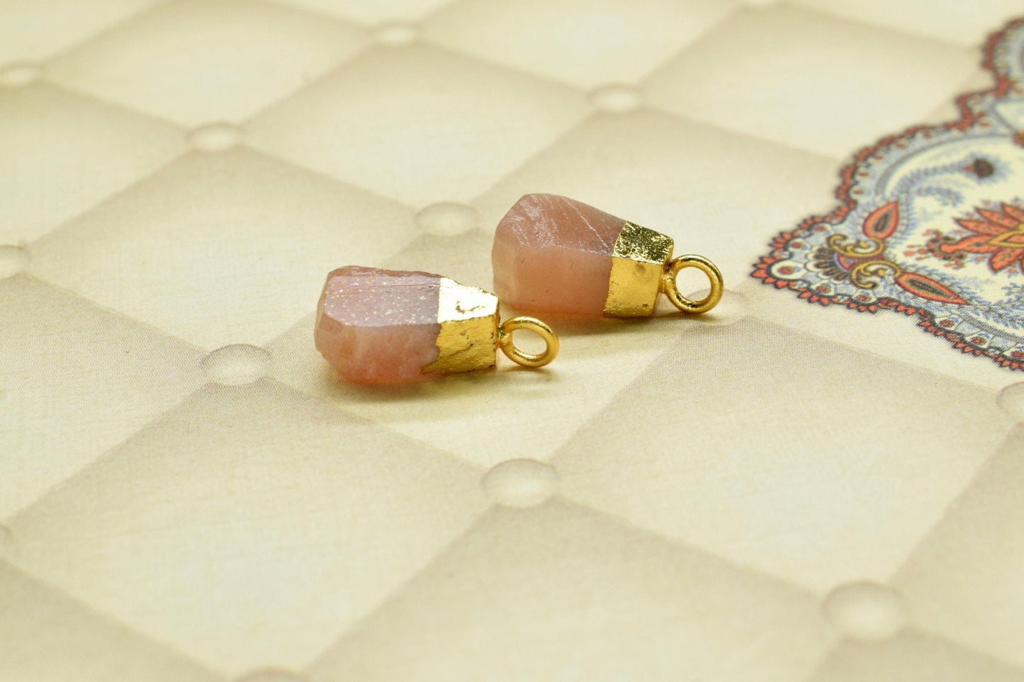 Peach Moonstone Raw Pendants,Gemstone Pendant, Moonstone Pendant Connectors Jewelry Necklace,Rough Electroplated Chams,Loose Stone Pendant