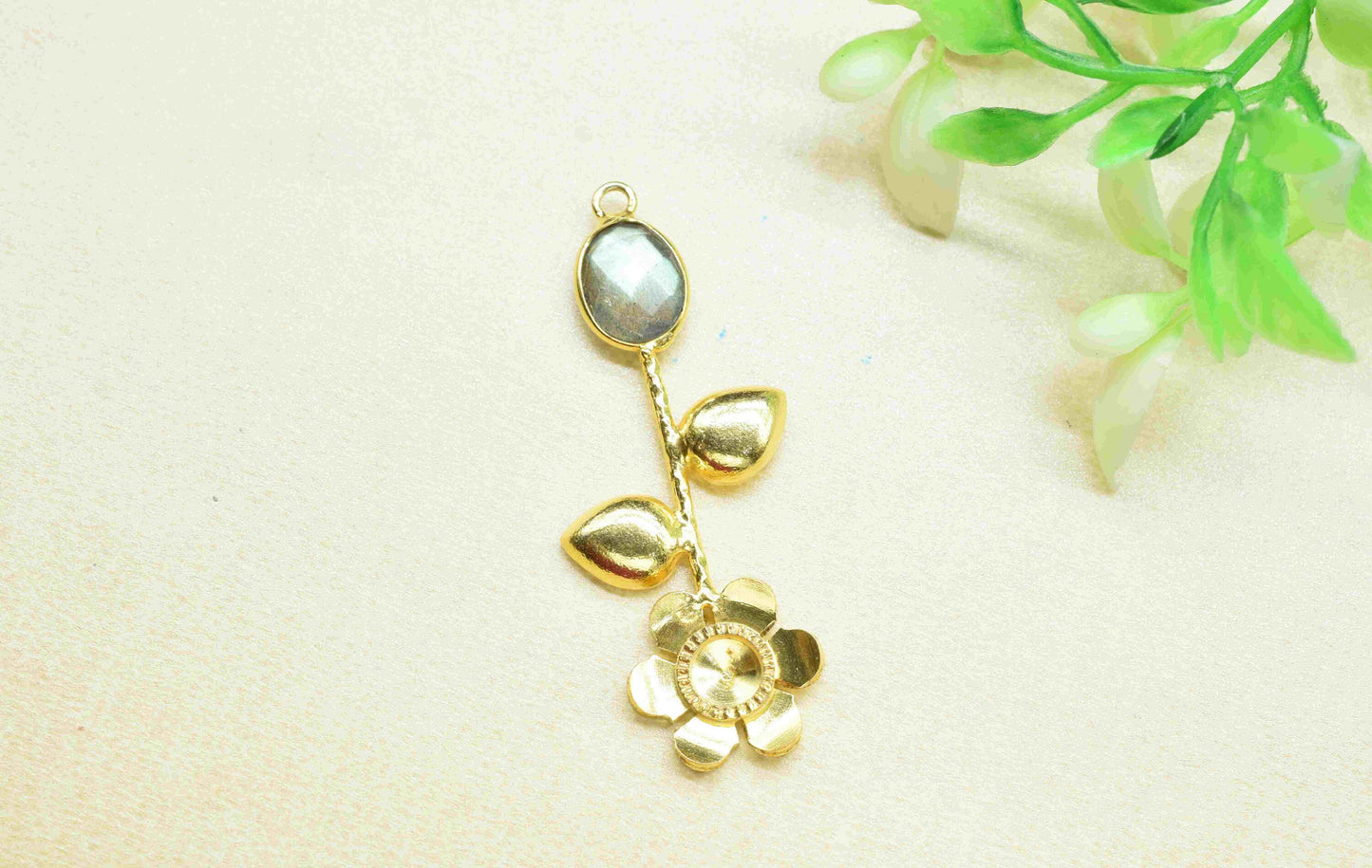 Labradorite  Gemstone Pendant , Labradorite Handmade Pendant , Single Bail Gemstone  Connector, Gold Plated Connectors , Summer Collection