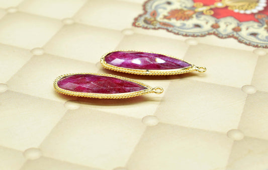 Ruby Gemstone 10x30mm Teardrop Shape Connector,Ruby Handmade Connector Jewelry,Ruby Charms Jewelry,Ruby Gold Plating Charms Connectors,Gift