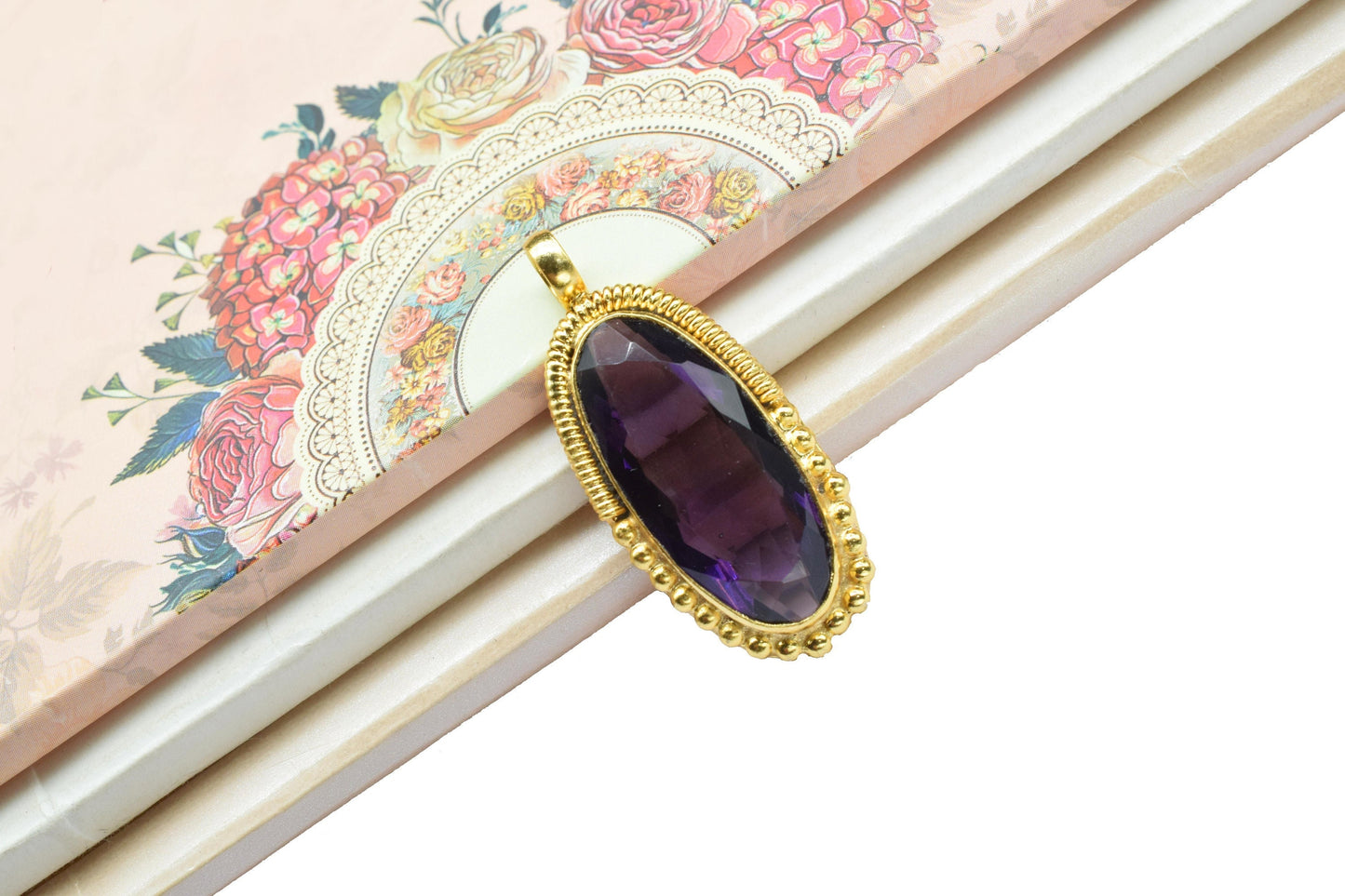 Amethyst Quartz Pendant Charm,Purple Gemstone Pendant,Loop Pendant,Brass Pendant,Handmade Craft,Oval Shape Pendant Jewelry,Statement Pendant