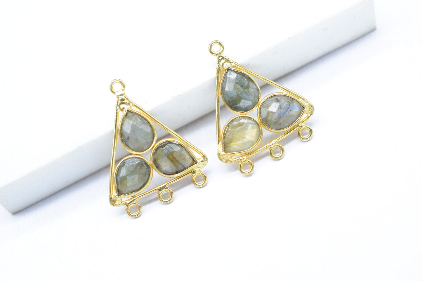 Labradorite Teardrop Faceted Bezel Connector,Handcrafted Gemstone Jewelry,Grey Gemstone Pendant,Jewelry Component,Tringle Shape Pendant,Gift