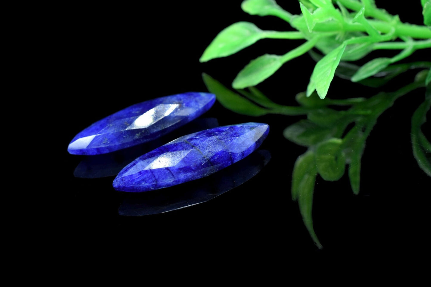 Blue Sapphire Long Drop 10x30mm Briolettes, Sapphire Drops, Tear Drop Briolettes, Sapphire Briolette,Sapphire Jewelry Beads,Jewelry Supplies
