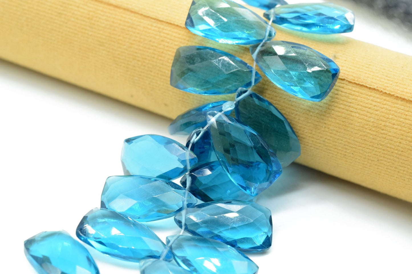 Sky Topaz Briolettes,8x16mm Trillion Faceted Beads,Sky Topaz pyramid shape beads,Topaz Trillion Shape Briolettes,Topaz jewelry Beads