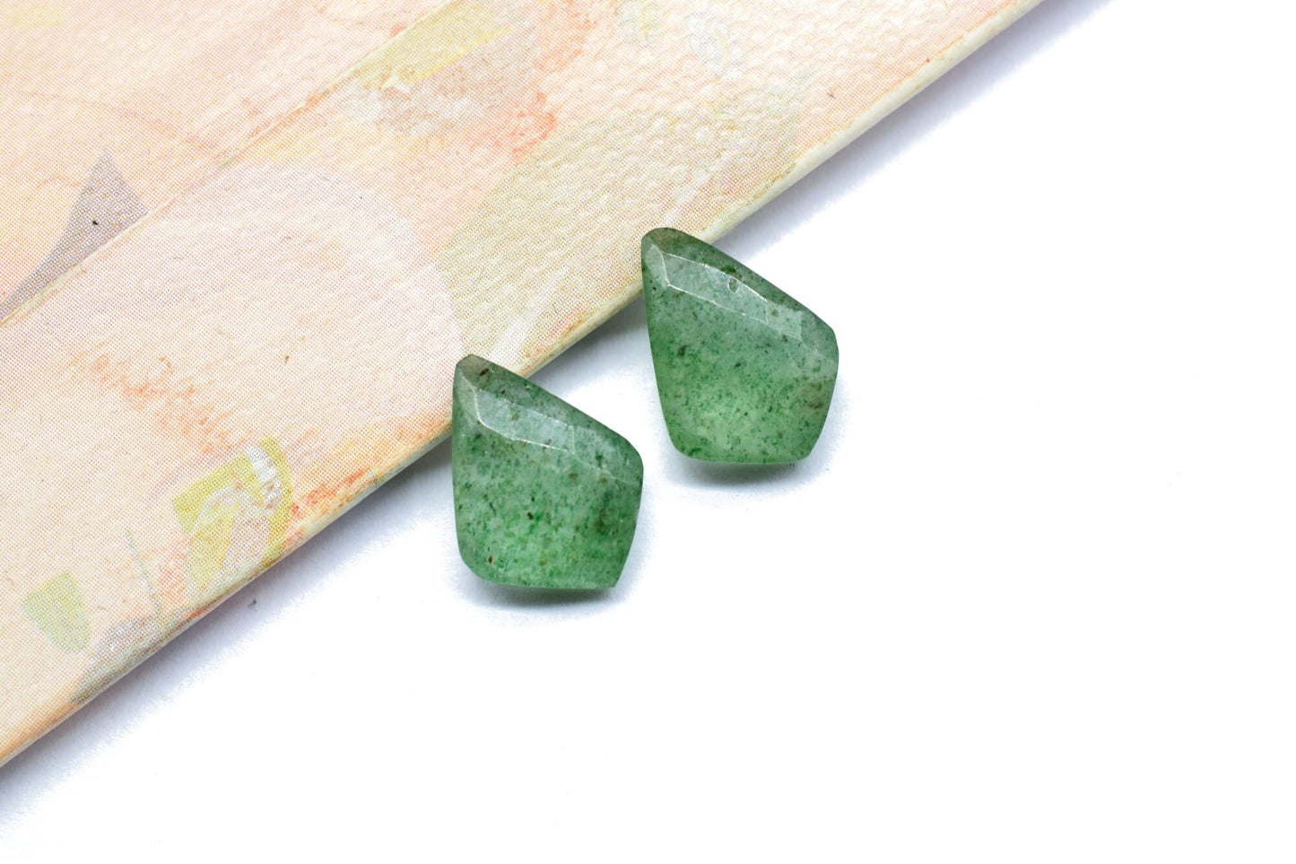 Green Strawberry 10x14mm  Faceted pear shape Briolettes,Gemstone for jewelry,Green Strawberry Pear Beads,Pear Shape Briolettes,Briolettes,