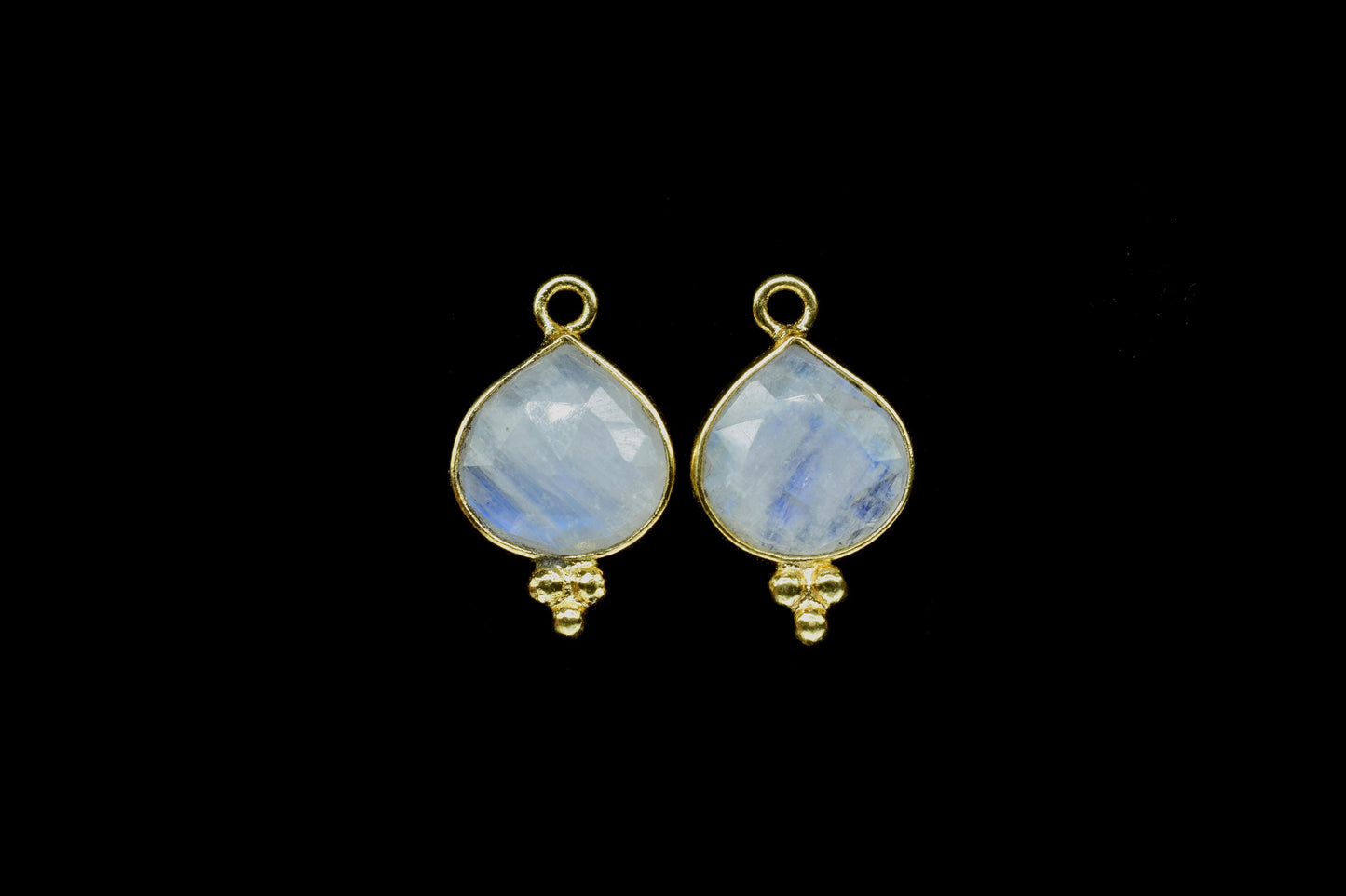 White Rainbow Moonstone 10mm Heart shape Pendant,Gemstone Checker Cut Single loop connectors,Moonstone gold Plated Connectors Jewelry,Gift