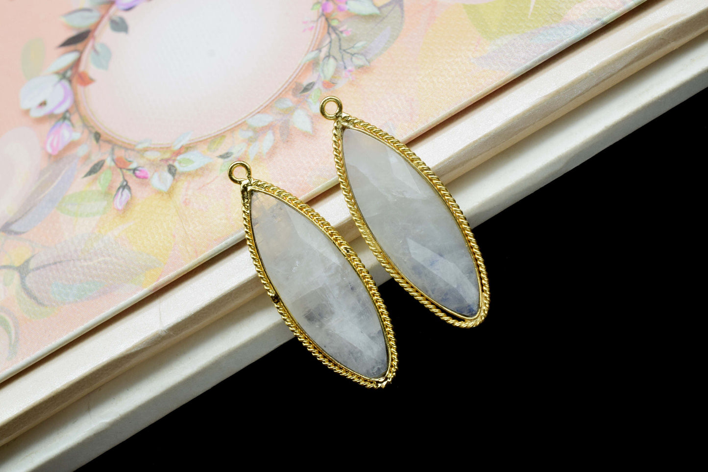 Rainbow Moonstone 10x30mm marquise shape Charms,White Rainbow Gold Plating Single Bail Connectors Jewelry,Moonstone Single bail Pendants