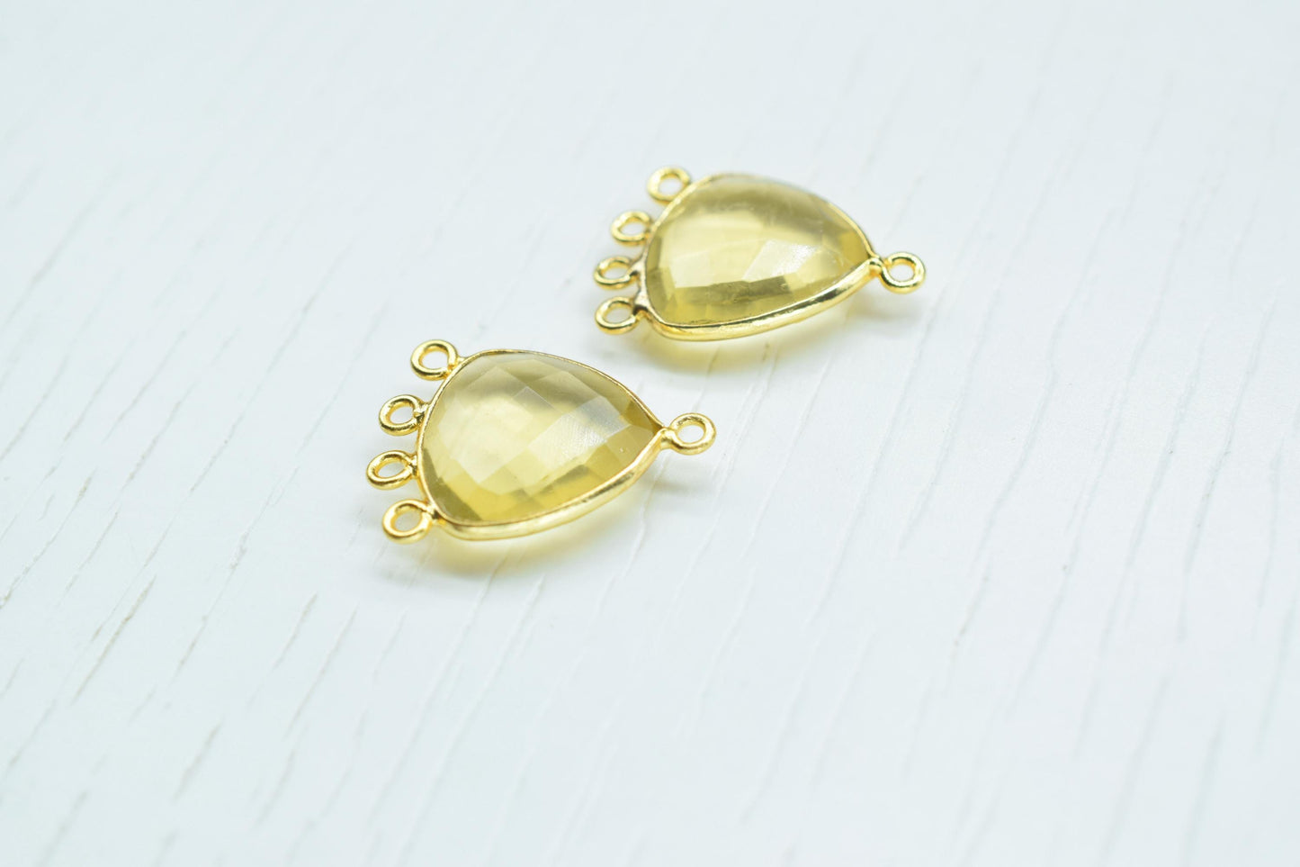 Citrine Quartz 15mm Triangle Bezel Connector/Gold Plated Jewelry/Women Jewelry/Connector Jewelry/Handmade Connector/Connector Jewelry/Gift