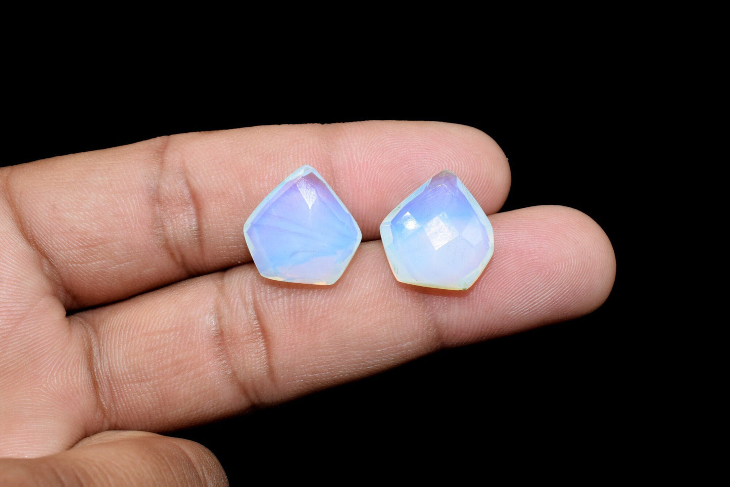 Opalite Faceted Fancy Shape Beads,Calibrated Gemstone Briolettes,Milky Opalite Beads,Fancy Gemstone Briolettes,AAA Quality Beads,15mm beads