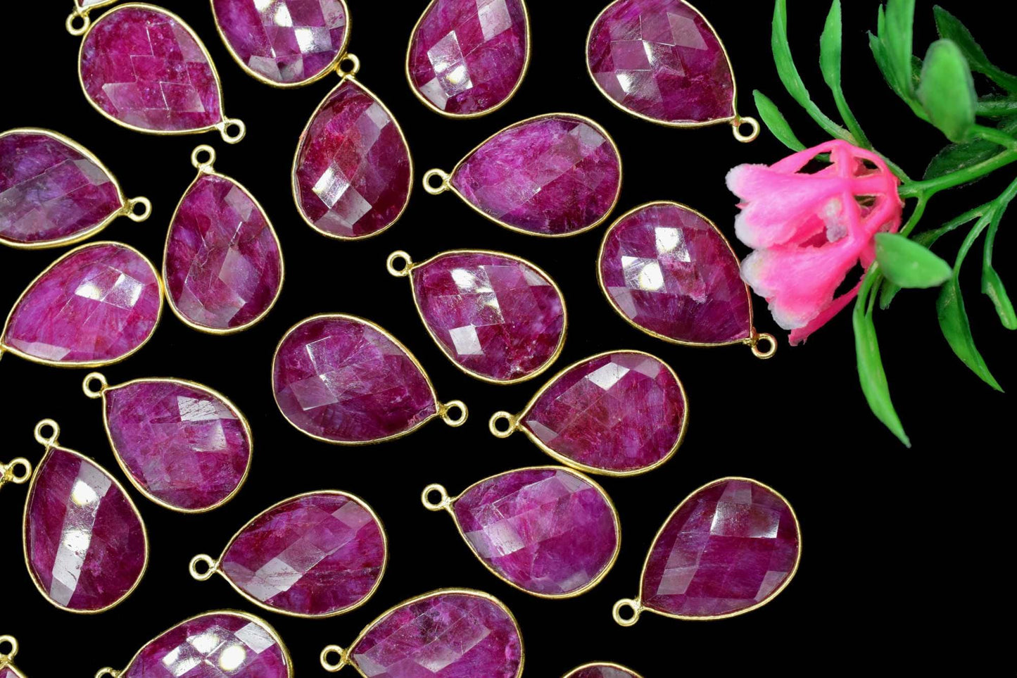 Ruby 13x18mm Bezel charm,Ruby Teardrop pendant,Ruby Gold Plated bezel,Hot Selling Ruby Single Bail Connector,Ruby Pendant,Ruby connectors