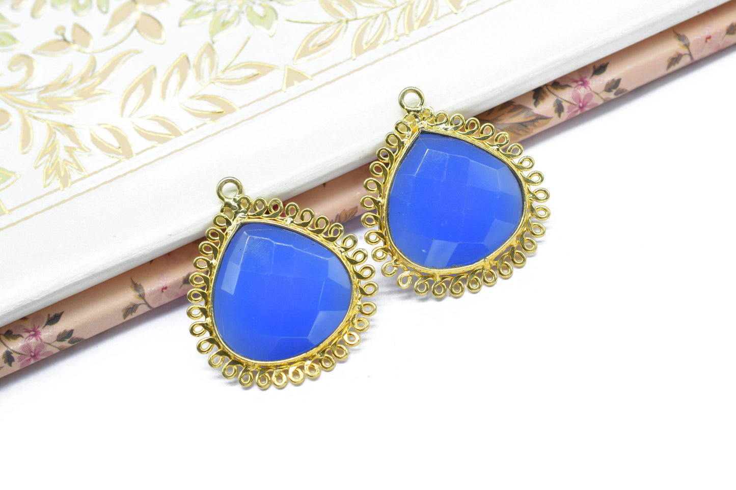 Blue Chalcedony 20mm Heart Bezel Charms,Gemstone Brass Component,Single Bail Pendant,Handmade Jewellery Connectors,Wholesale Jewelry,Gift