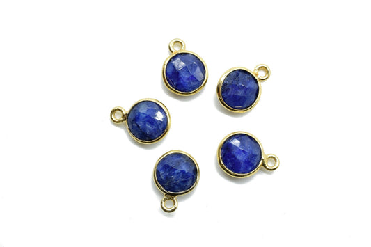Genuine Blue Sapphire 8mm charm,Sapphire Pendant,Sapphire Round Gold Plated bezel,Vermeil Bezel,jewelry making charm,Emerald Brass connector