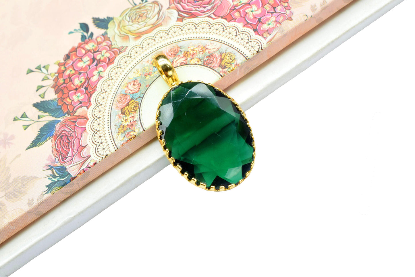 Emerald Quartz Pendant Charms,Statement Pendants,Loop Pendants,Prong Pendant Jewelry,Gemstone faceted Pendants,Handmade Brass Pendant,Gift