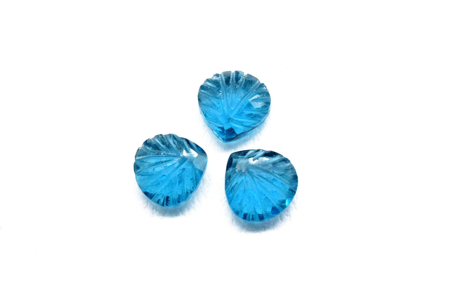 12mm Neon Apatite Heart Shape Briolettes,Apatite Carved Heart Shape Beads,Fancy Carving Briolettes,Gemstobe carving Briolettes,loose stone