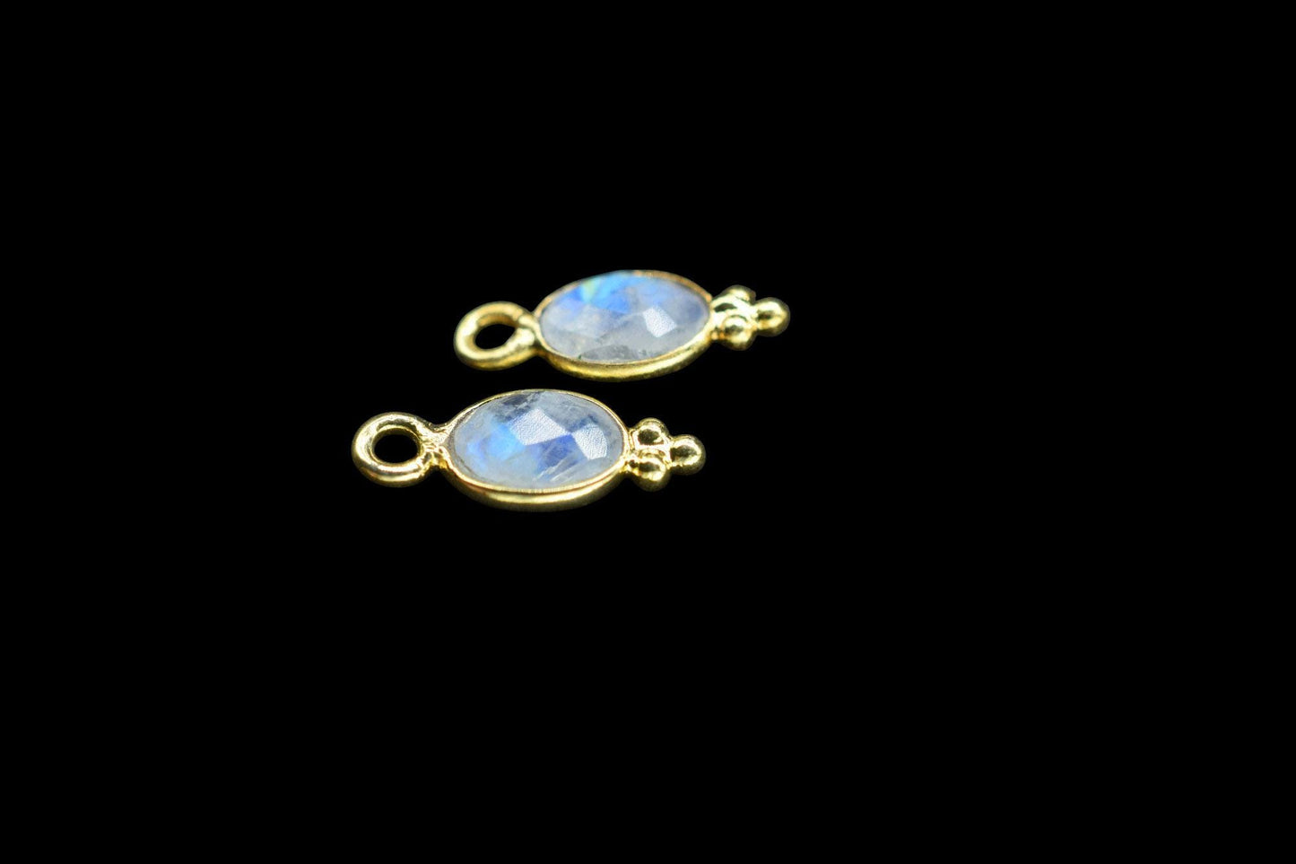Moonstone Charms Connector/Handmade Jewelry/Gold Plated Connector/Tiny Pendant/Moonstone Pendant/Oval Shape Connector/Gemstone Charms/Gift