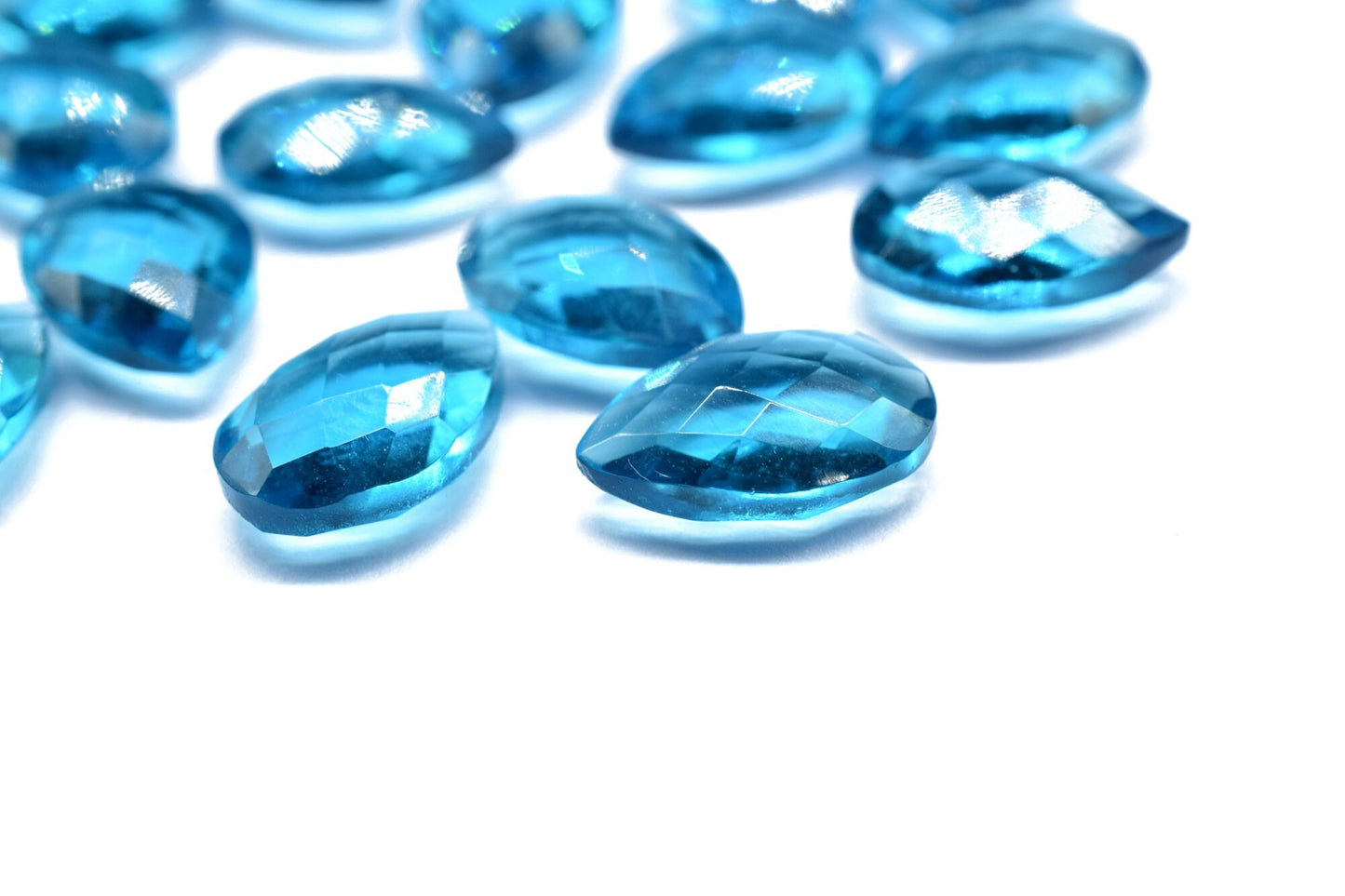 London Blue Topaz Pear Shape Briolettes,Topaz Briolette Blue topaz Pear bead Blue Topaz Side Wholesale Beads Topaz Pear beads,9x13 brioletts