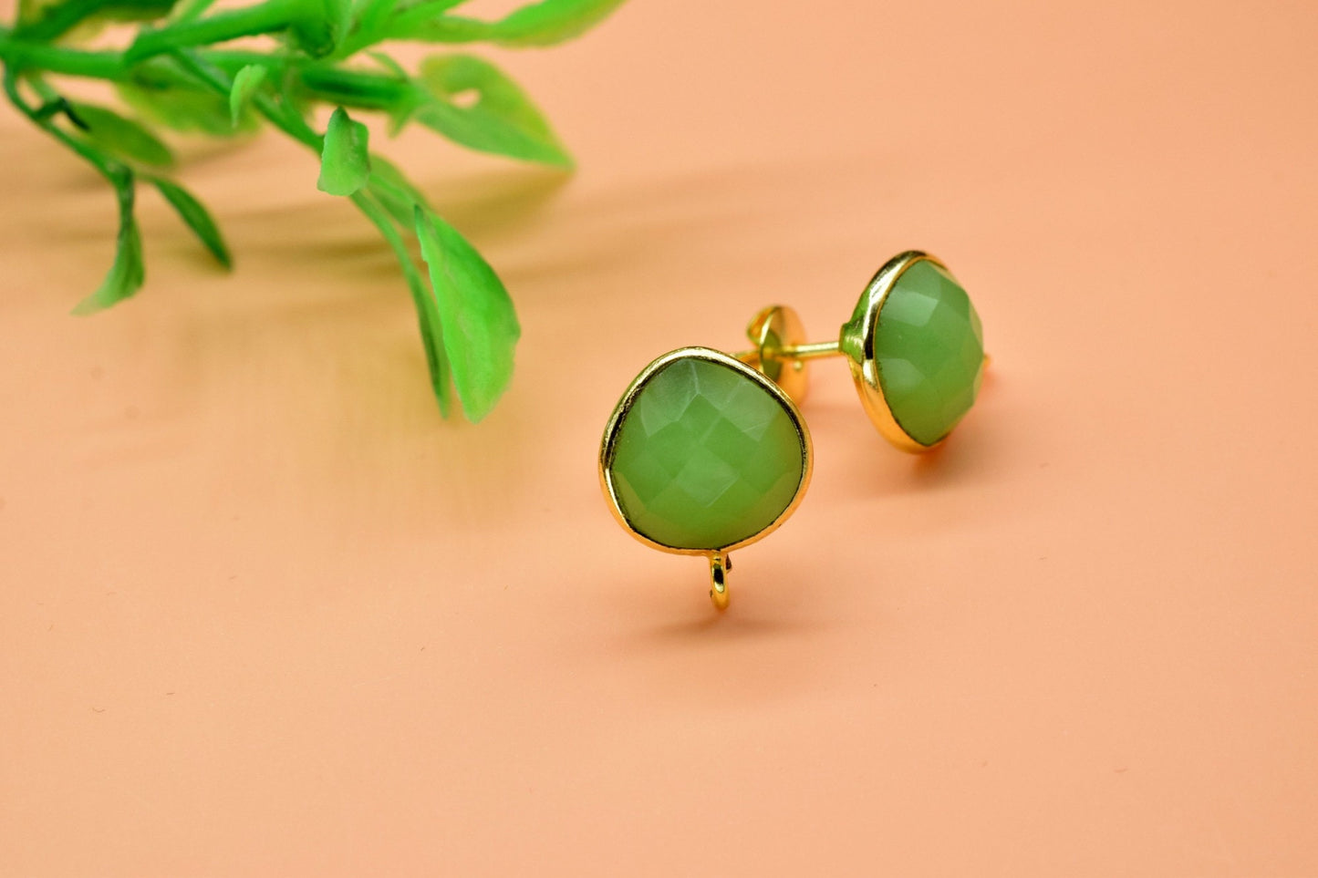 Chrysoprase 10mm Heart Shape Earring Connector,Jewelry Supplies,simple bezel frame Connector,Ear Post Studs Connectors,Chrysoprase Ear Studs