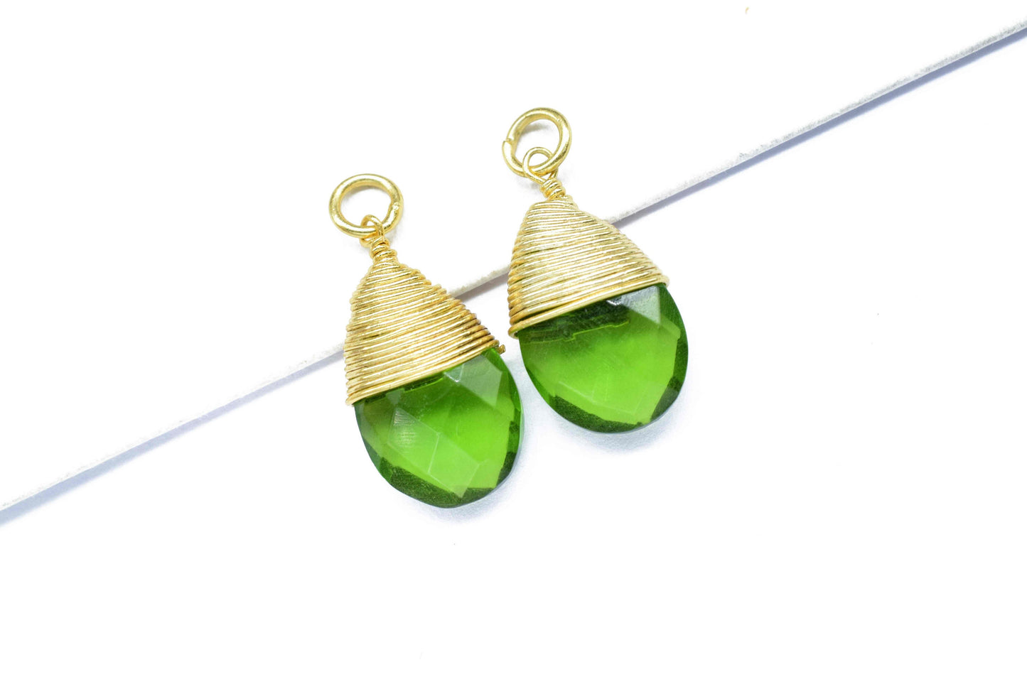 Peridot Teardrop Faceted Connector,Green Gemstone Wire Wrapped Pendant,Loop Connector,Pendant Jewelry,Wire Wrapped Necklace,Peridot Jewelry