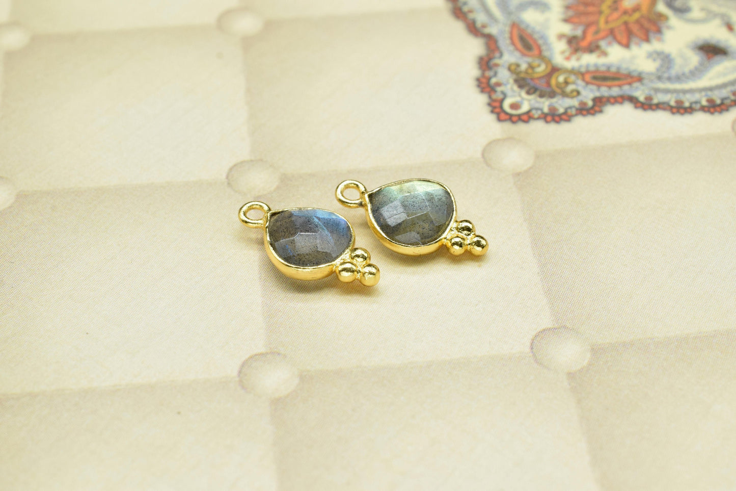 Labradorite Heart Shape 8mm Single bail Pendant,Labradorite Gold Plating Connectors Jewelry,Labradorite Gemstone Connector Pendants,Gift