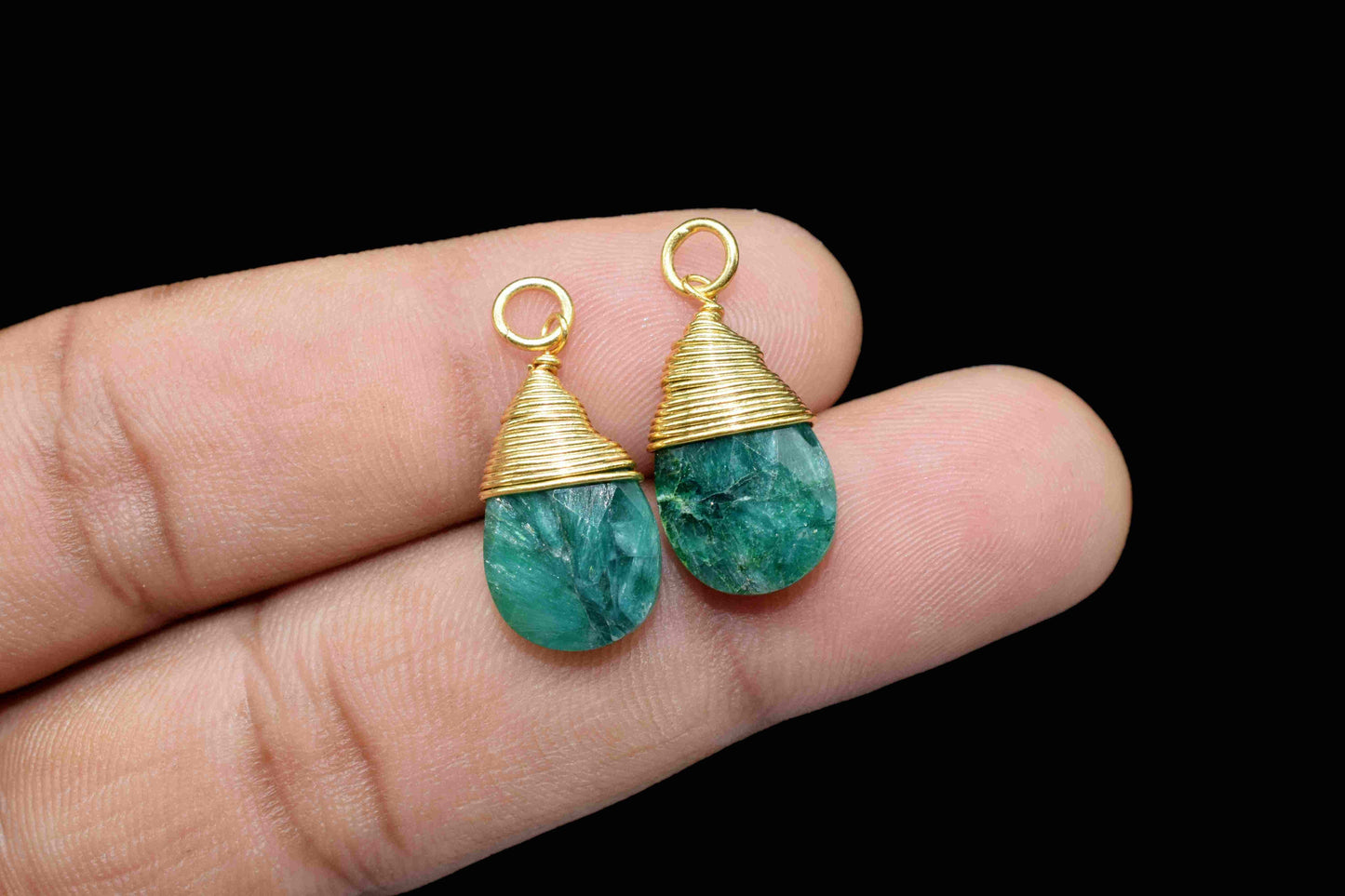 Natural Emerald Faceted Connector,7x10mm Connector,Pear Pendant Jewelry,Gemstone Wire Wrapped Pendant,Wire Wrapped Necklace,Emerald Jewelry,