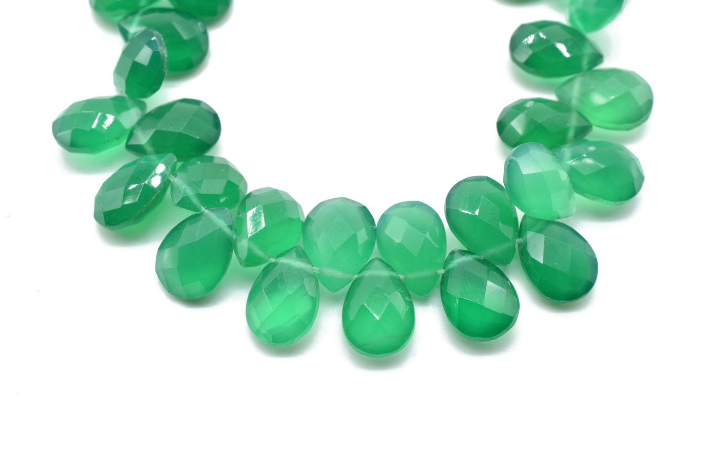 Green Onyx Teardrop 7x10mm Briolettes,Jewelry making supplies,craft supplies,Green Onyx Briolettes,Green Quartz briolettes,Green briolettes